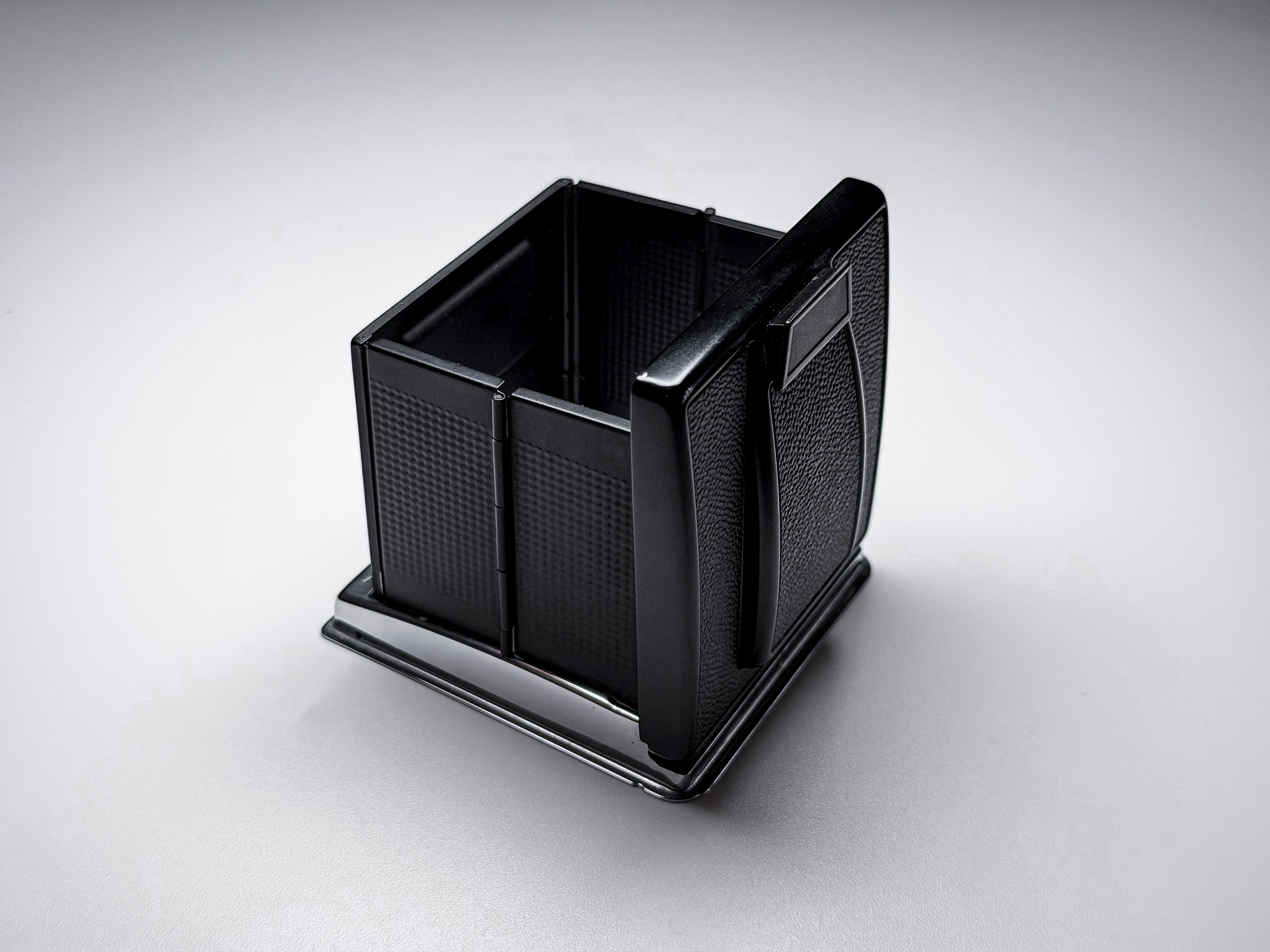 Hasselblad Waist Level Viewfinder Folding Hood Late Model Mint for 500 C/M Exc.