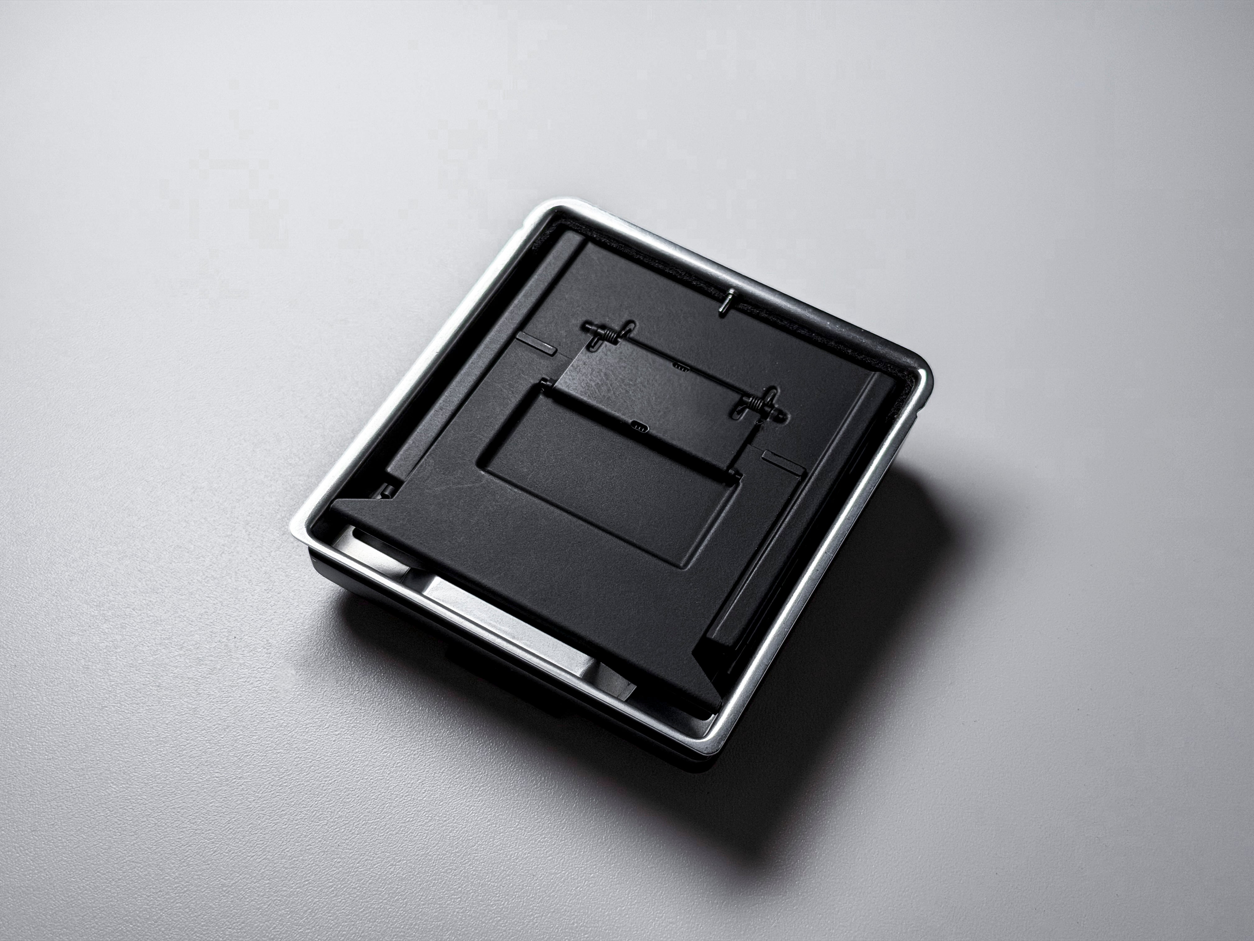 Hasselblad Waist Level Viewfinder Folding Hood Late Model Mint for 500 C/M Exc.