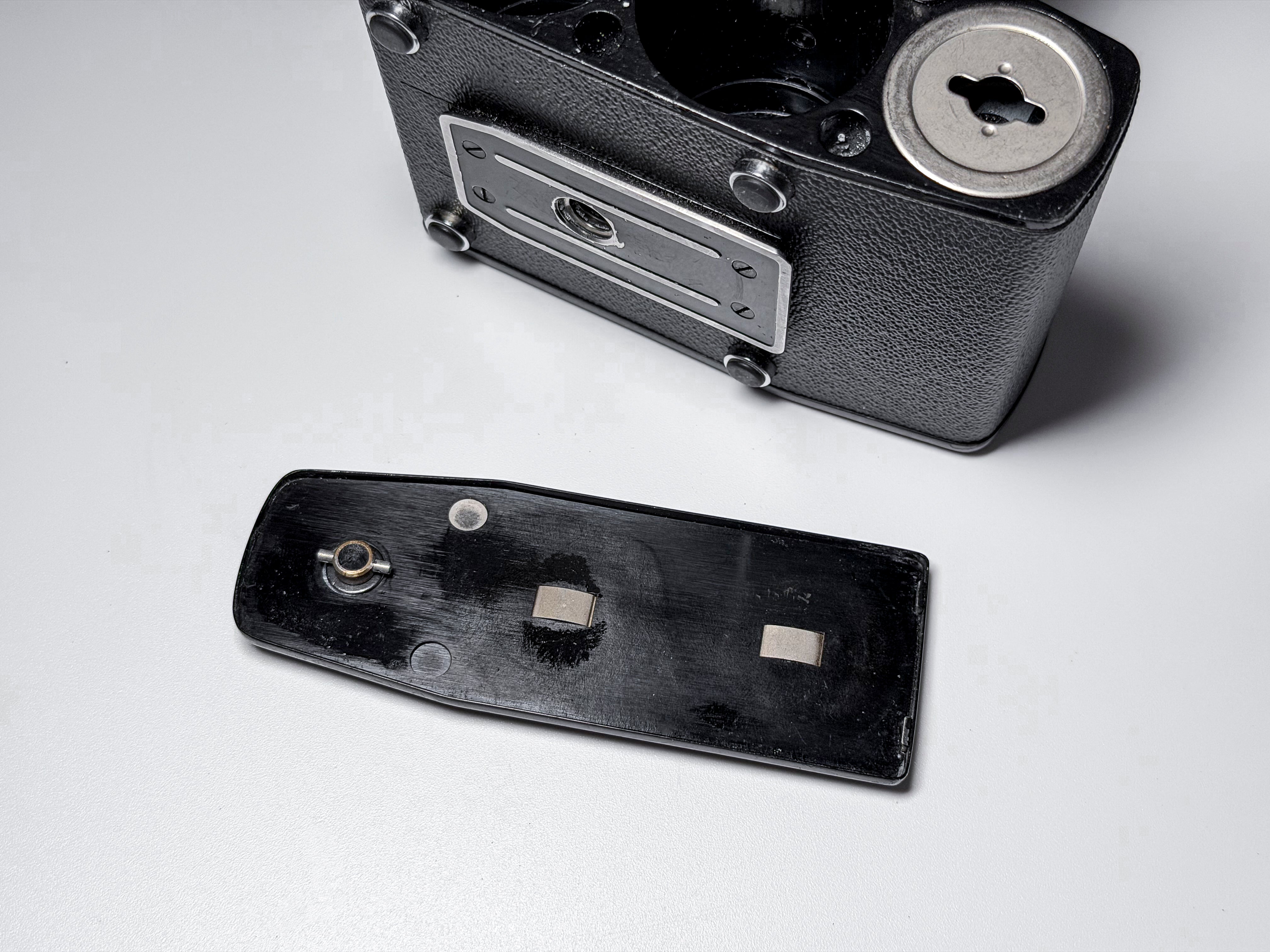 Hasselblad 500 EL/M ELM Body Only 6x6 Medium Format Camera - Tested