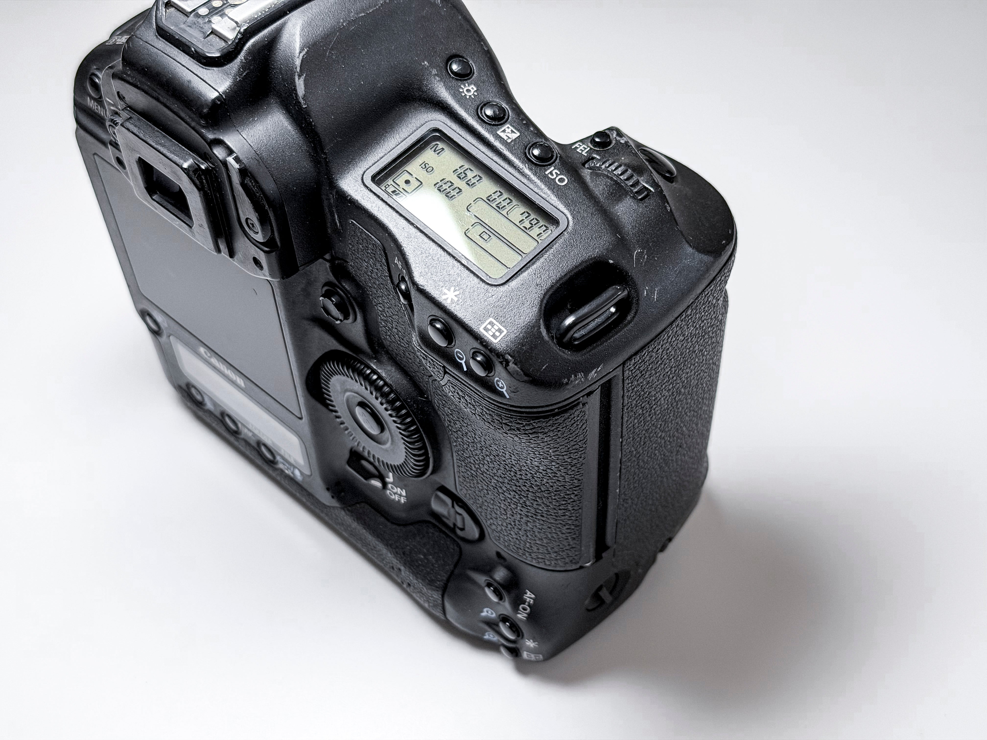 Canon EOS 1D Mark IV DSLR - 1 Year Warranty, Perfectly Working