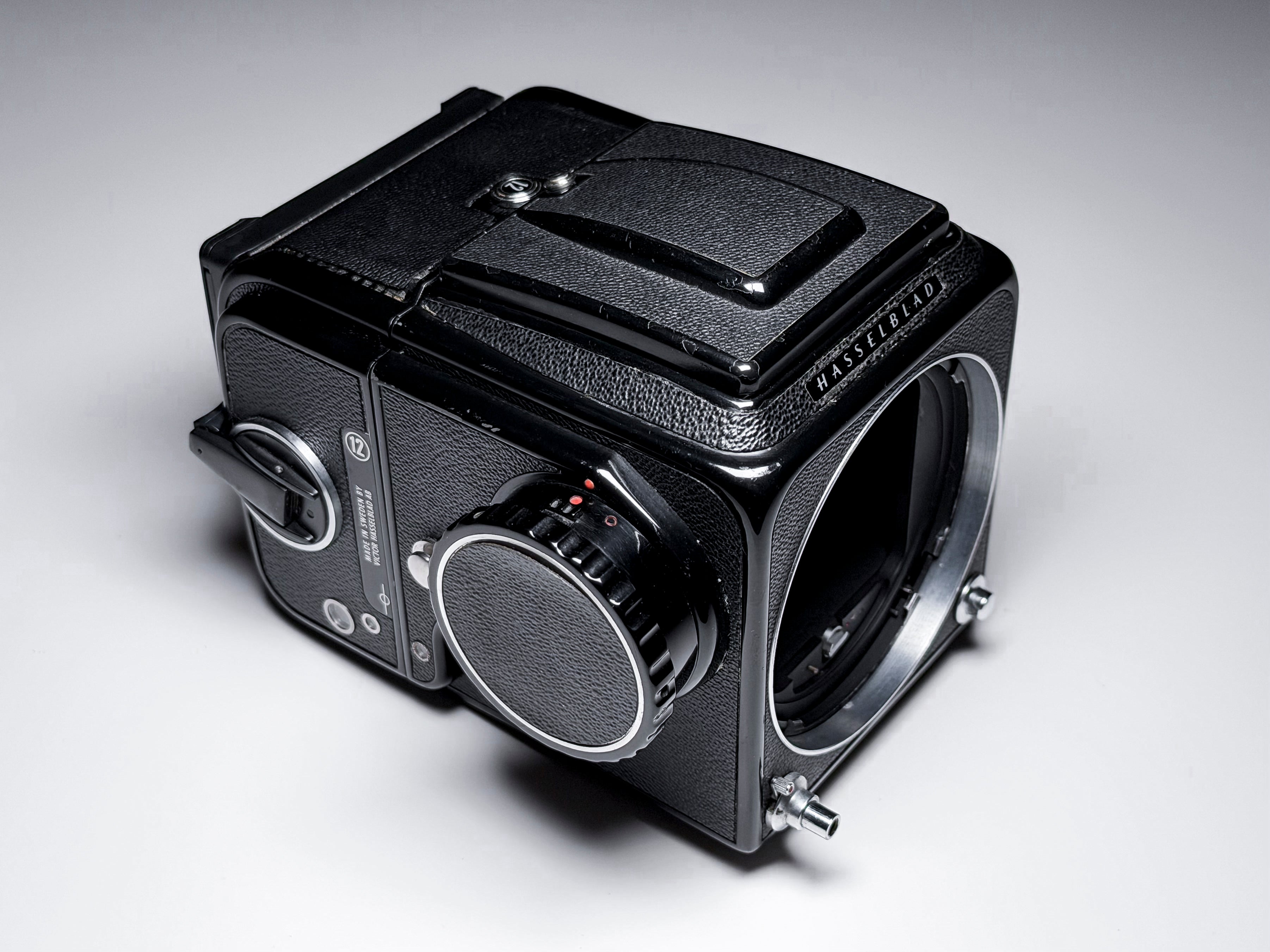 Hasselblad 500 CM C/M Black + 150mm CF Zeiss T* Medium Format Film Camera - CLA