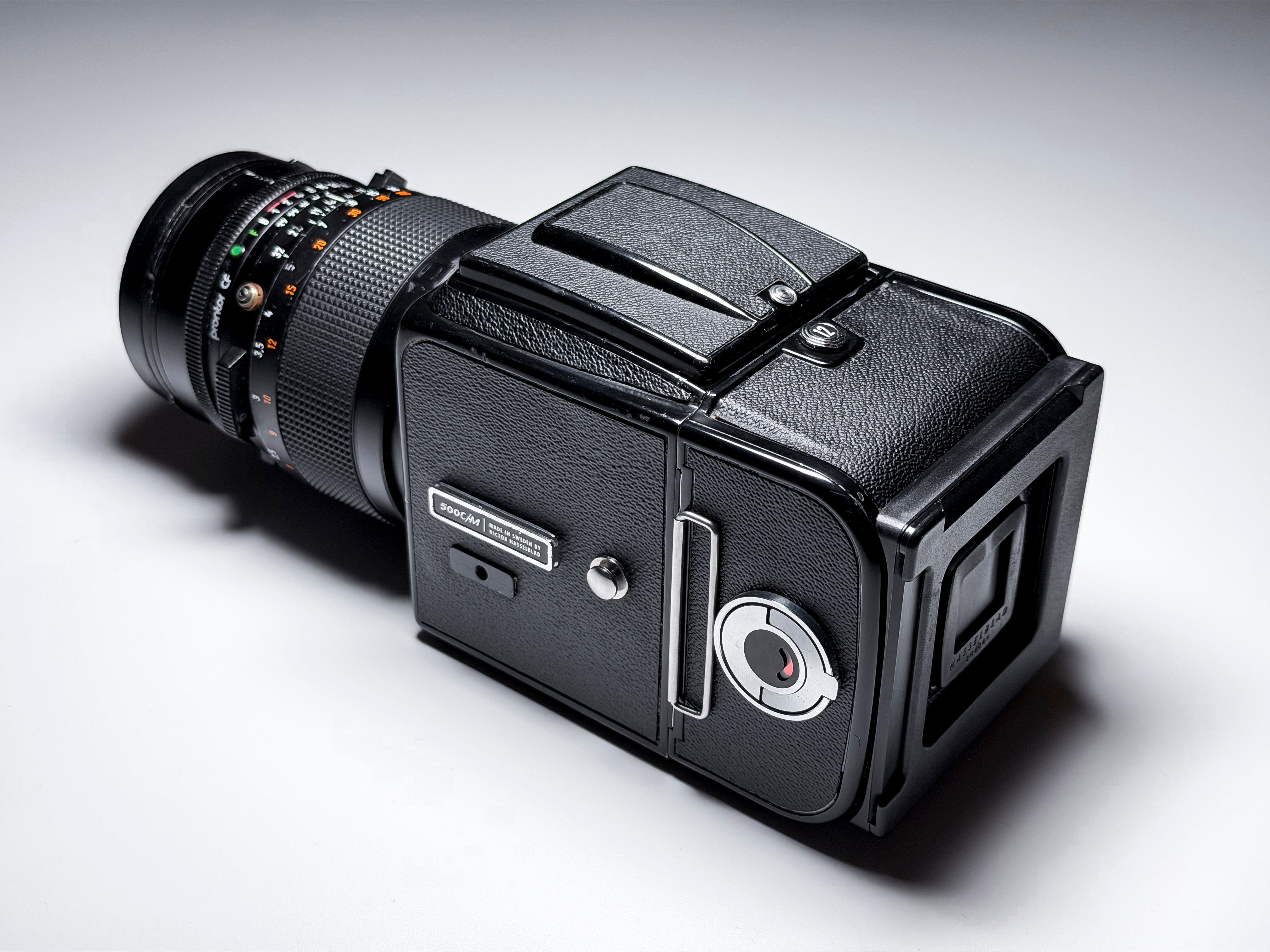 Hasselblad 500 CM C/M Black + 150mm CF Zeiss T* Medium Format Film Camera - CLA