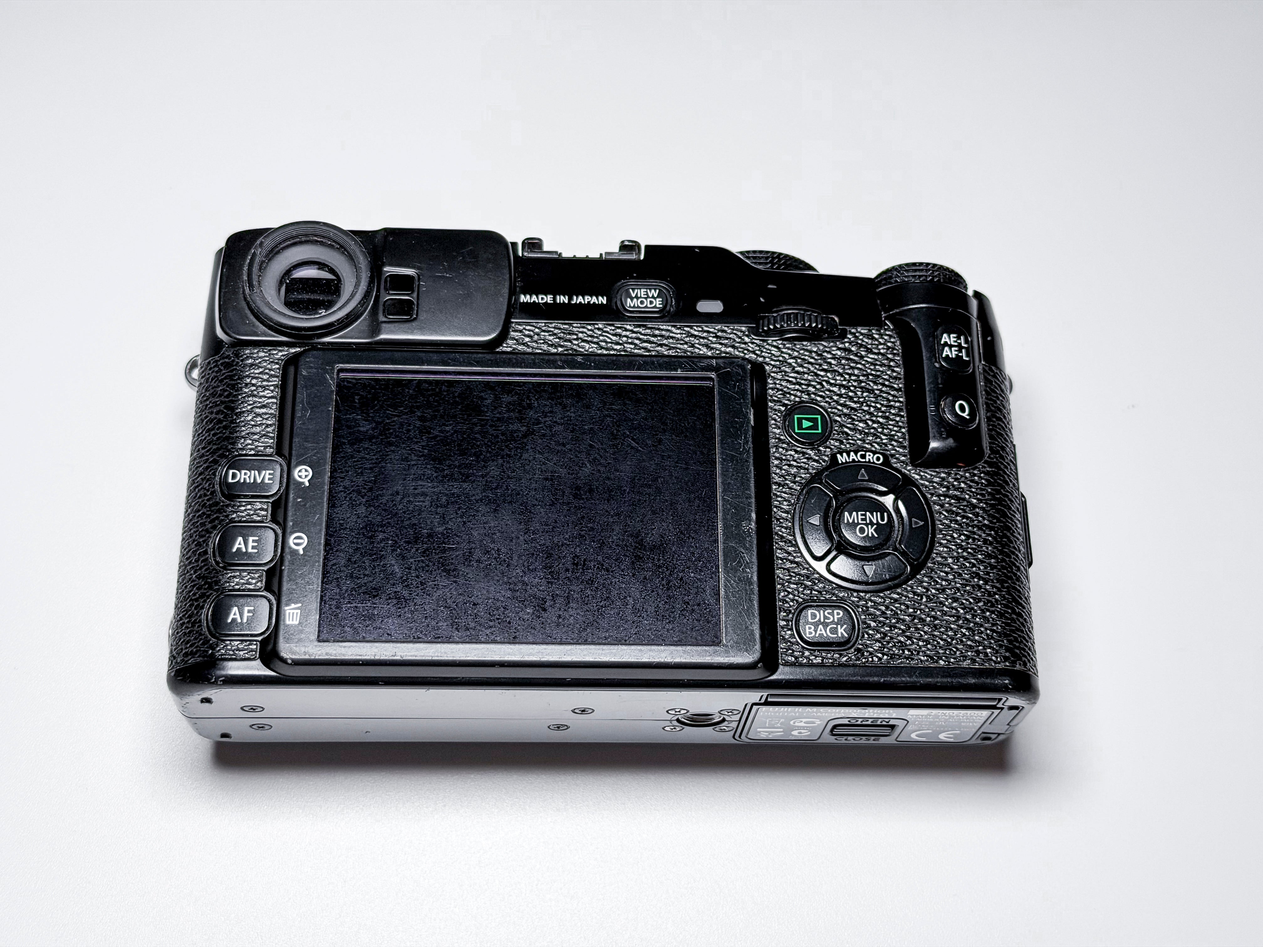 Fujifilm X-Pro1 Mirrorless APS-C Fuji - Working, Read Description Xpro 1