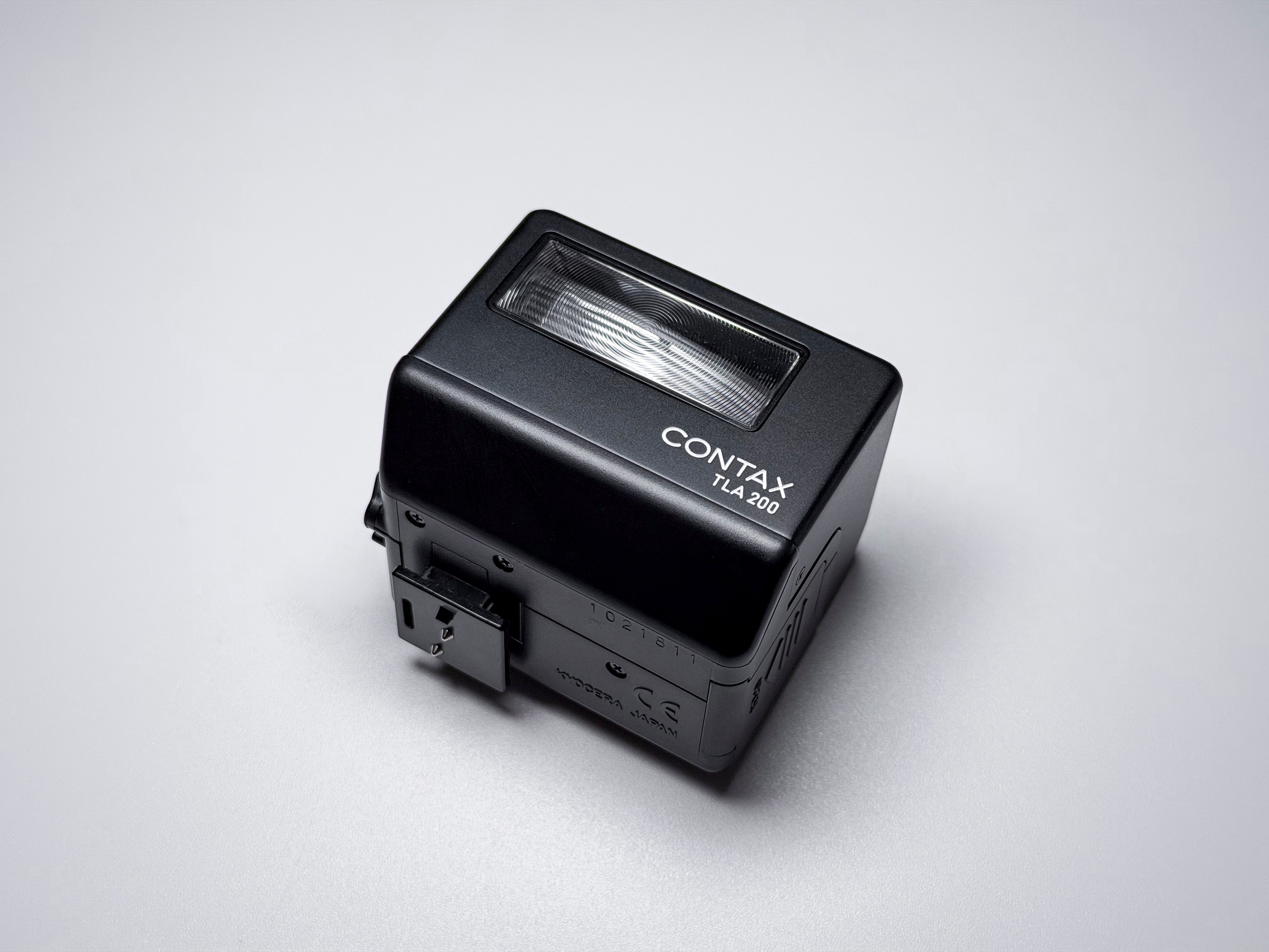 Contax TLA 200 Flash for G1 G2 Rare Black - Near Mint Perfectly Working TLA200