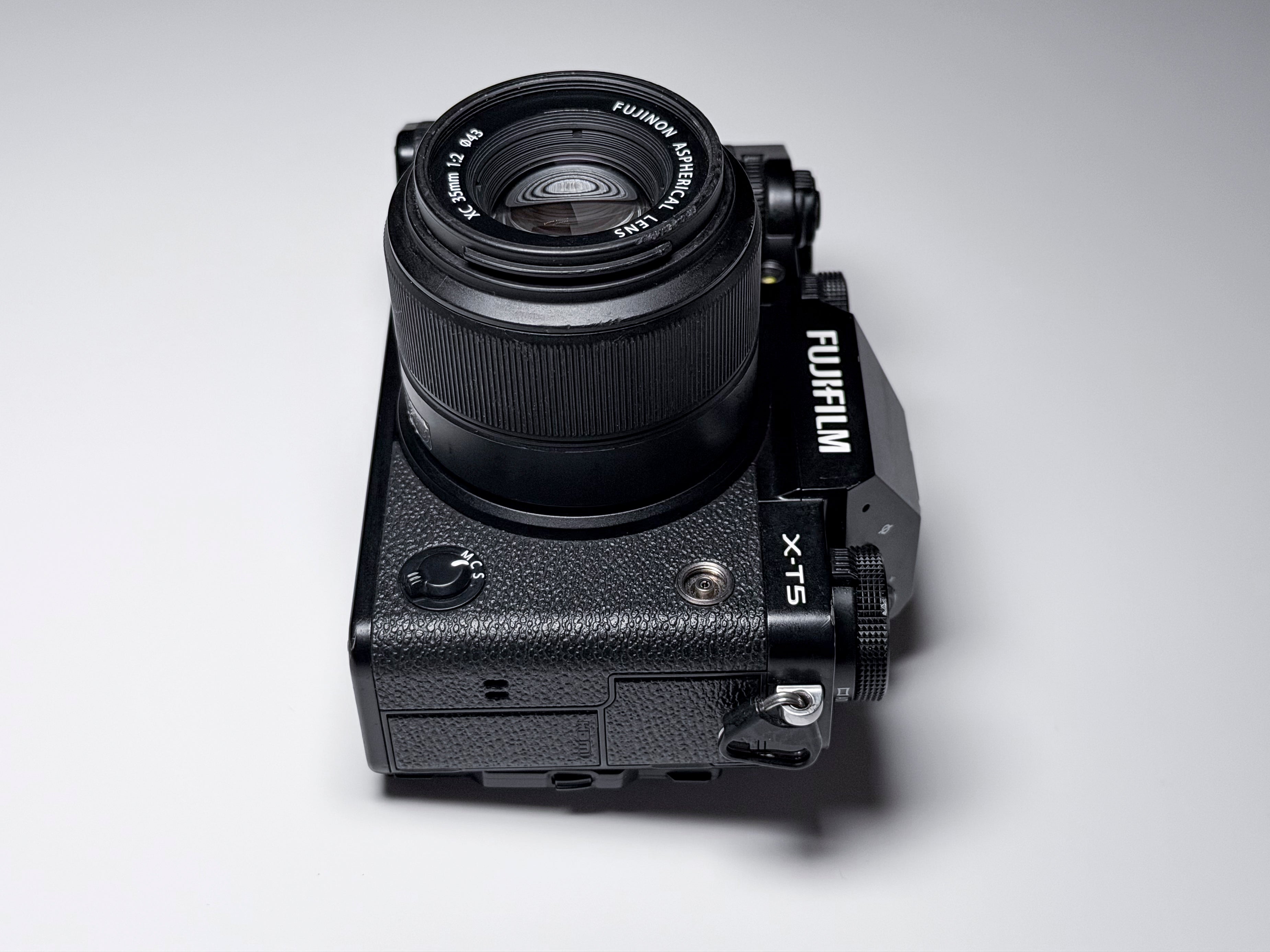 Fujifilm X-T5 + 35mm f/2 Mirrorless Fuji XT5 - 1 Year Warranty Perfectly Working
