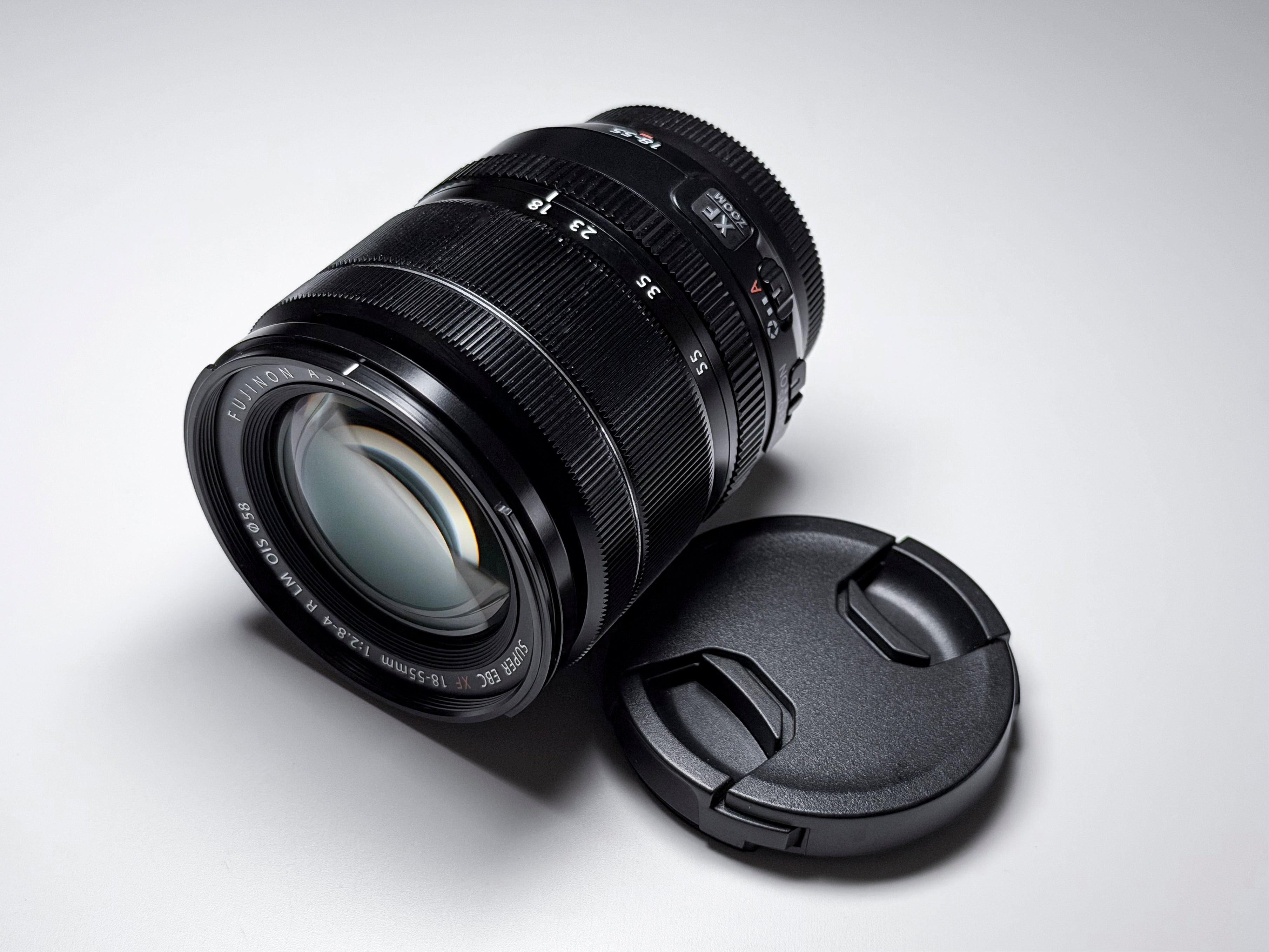 Fujifilm XF 18-55mm f/2.8-4 R OIS Lens - 1 Year Warranty, Near Mint, Fuji