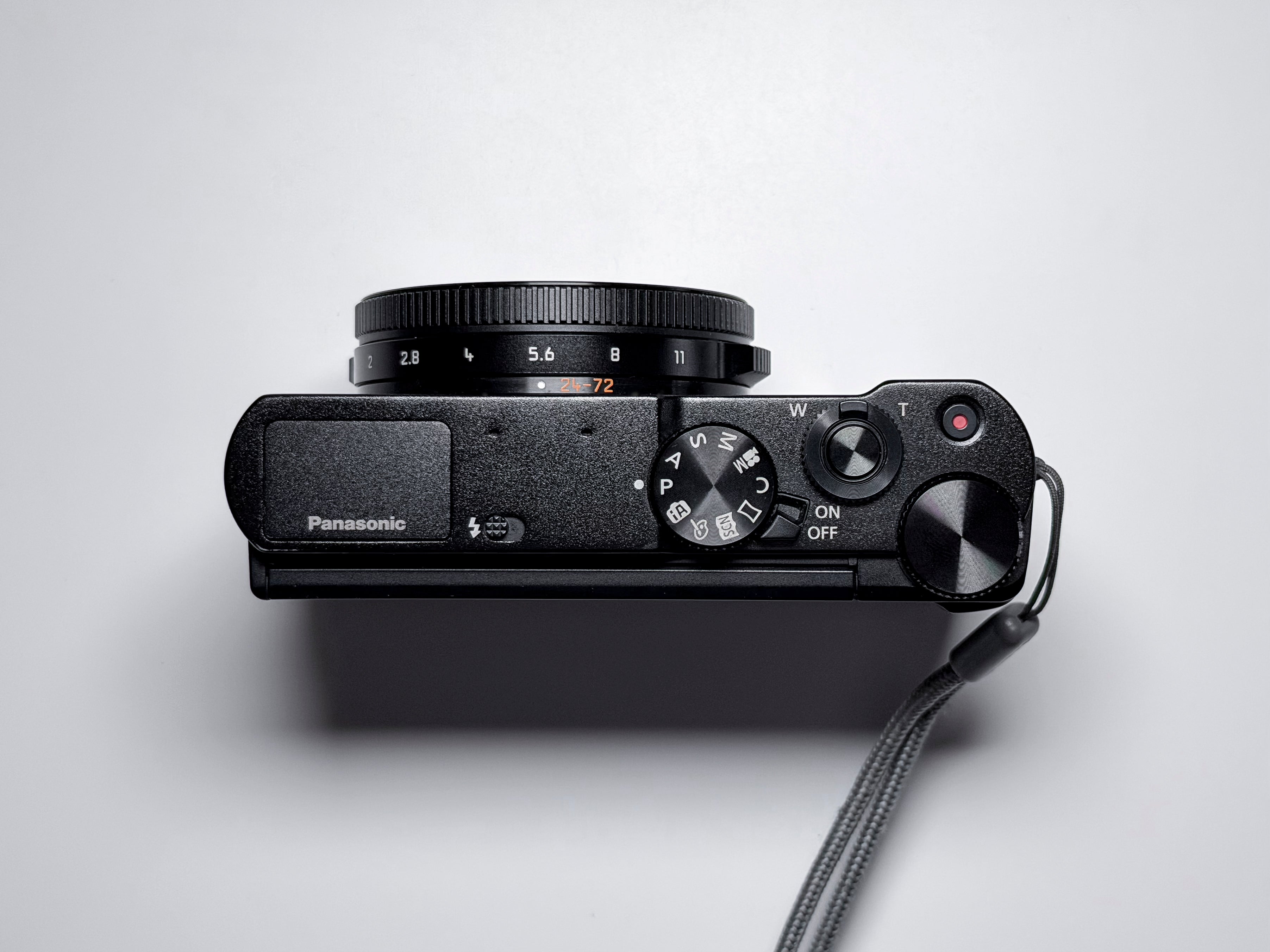 Panasonic Lumix LX15 LX10 with Leica Summilux 4K - Warranty, Excellent Condition