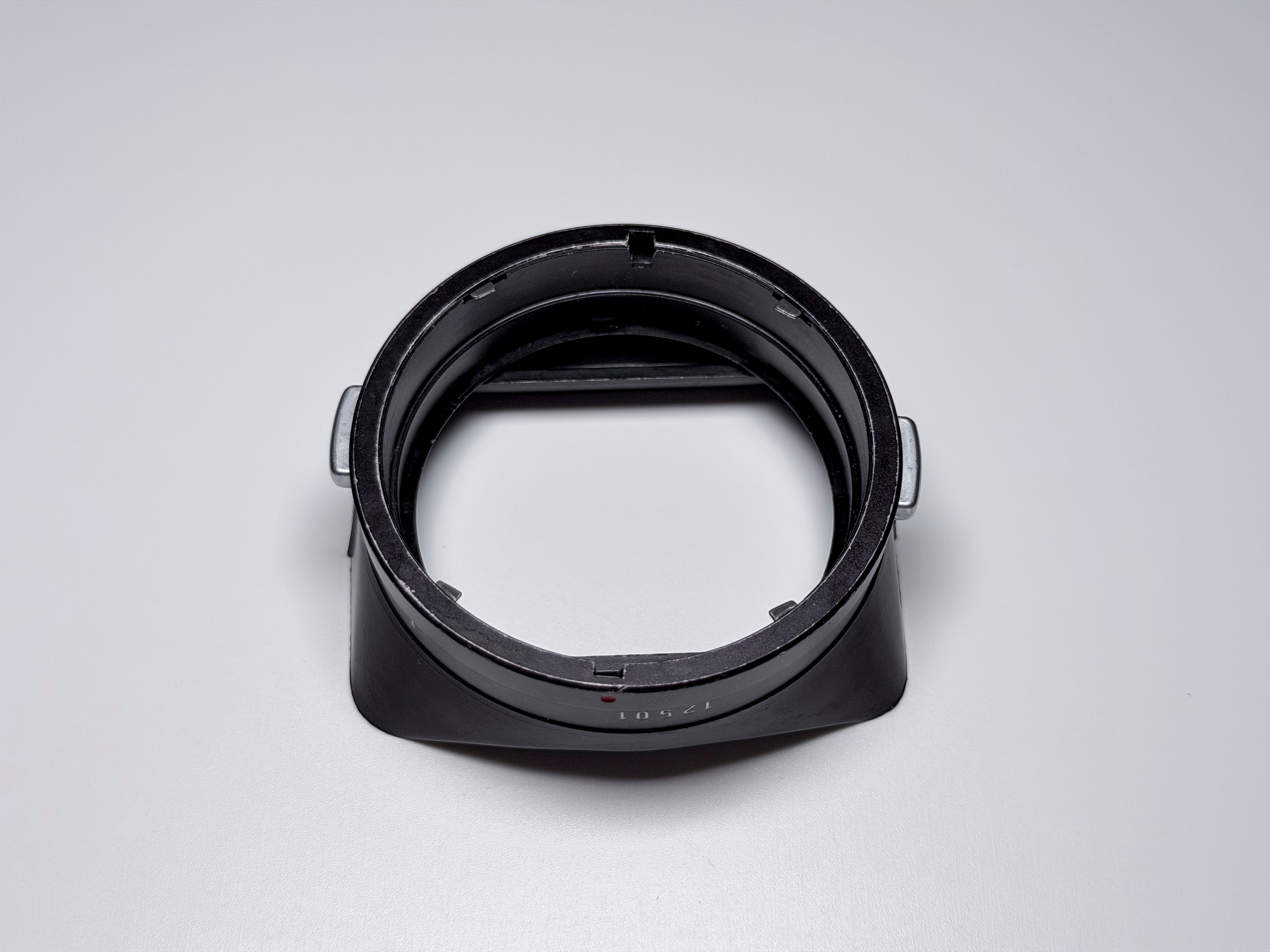 Leica M Super Angulon 21mm f/3,4 Lens + 12501 Hood - Good