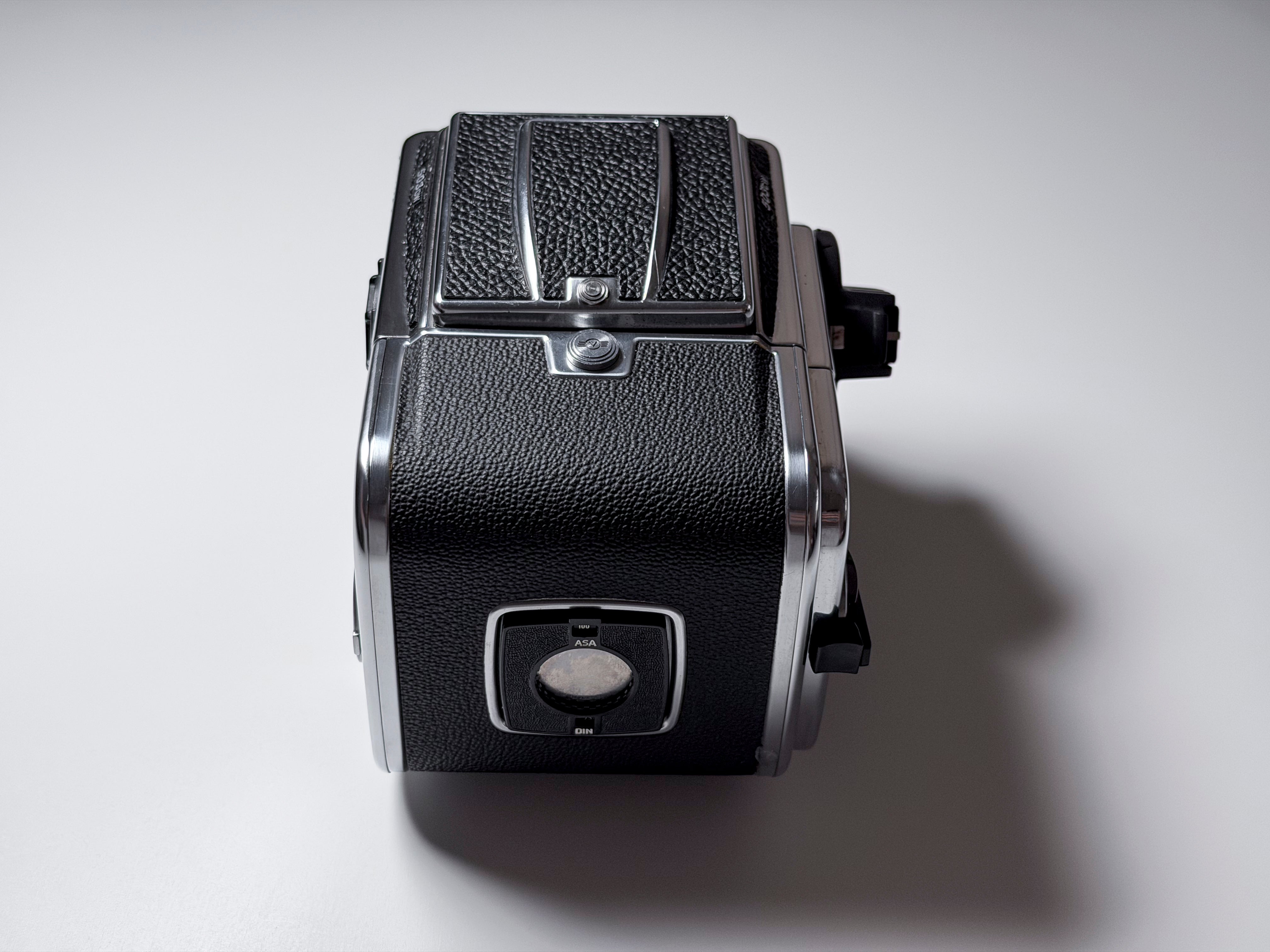 Hasselblad 503 CW Body + 120 Film Magazine + Acute Matt Screen - Full CLA, Exc