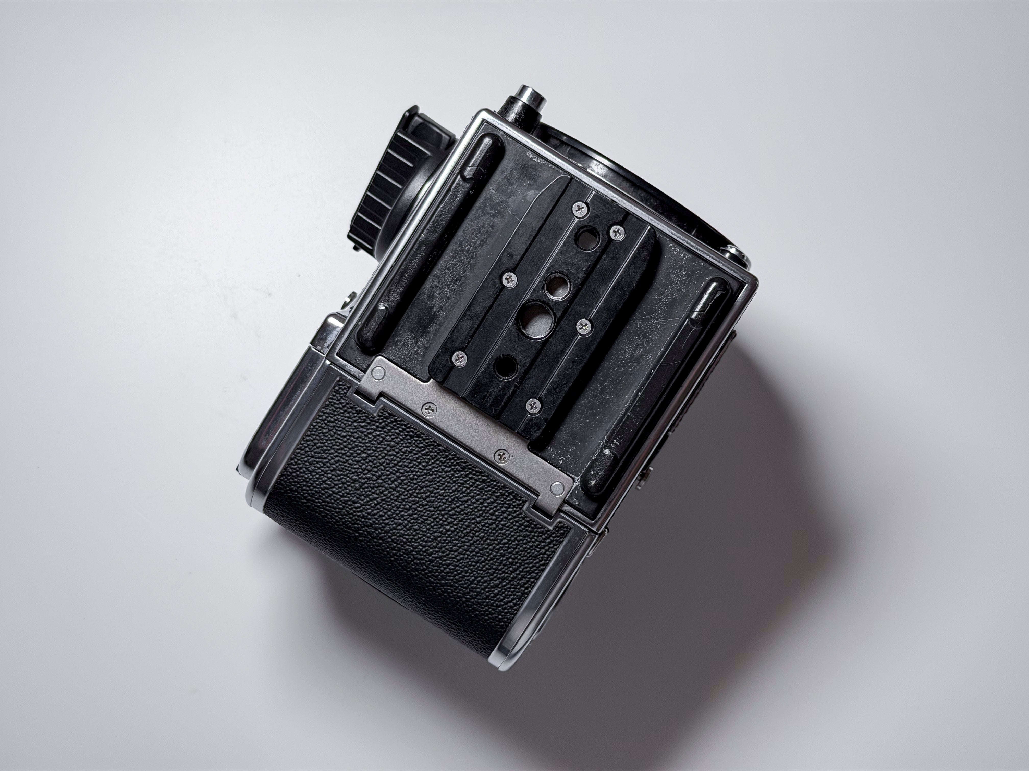 Hasselblad 503 CW Body + 120 Film Magazine + Acute Matt Screen - Full CLA, Exc