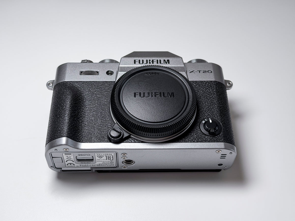 Fujifilm X-T20 Mirrorless 4K Video APS-C- 1 Year Warranty, Excellent Fuji XT20