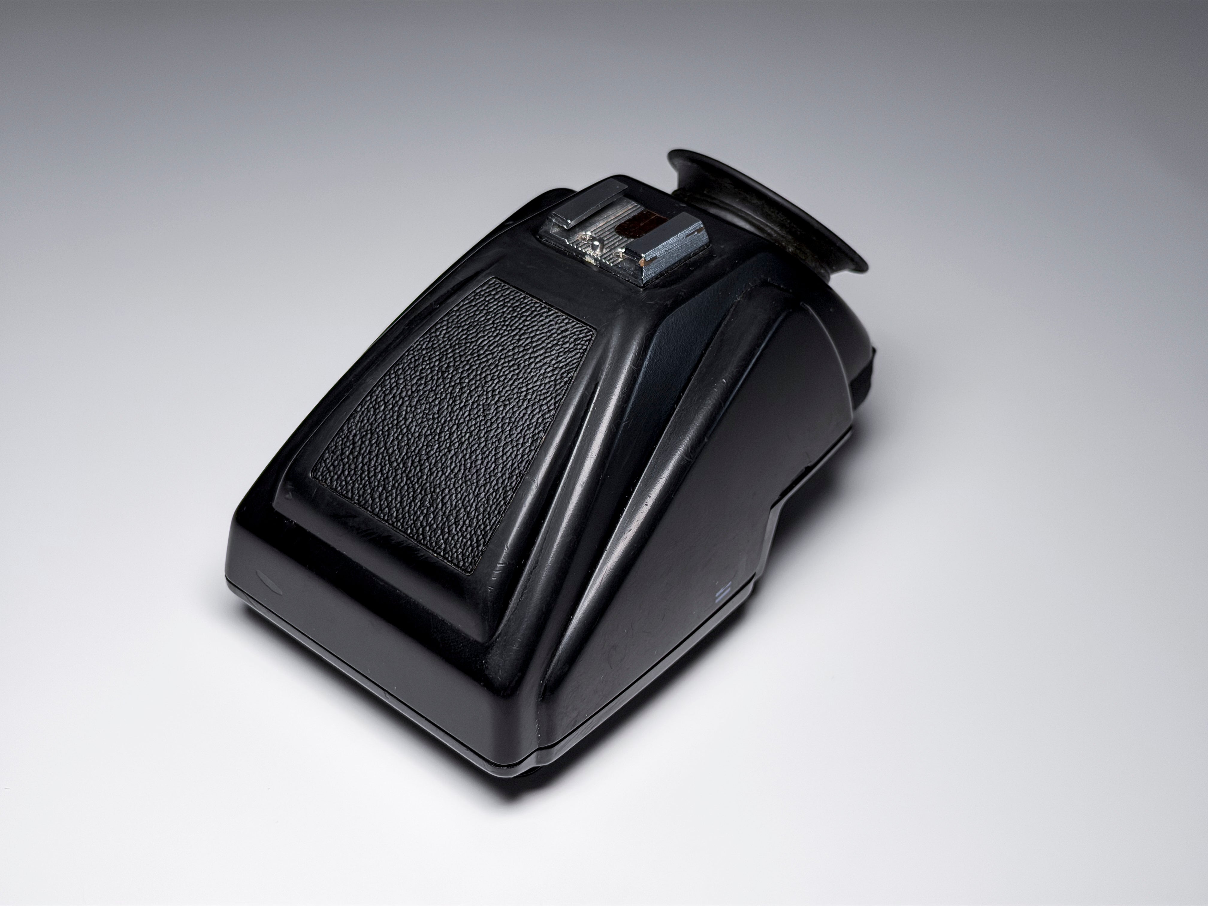 Hasselblad PM45 Prism Viewfinder for 500 C/M, 503CW, more PM 45