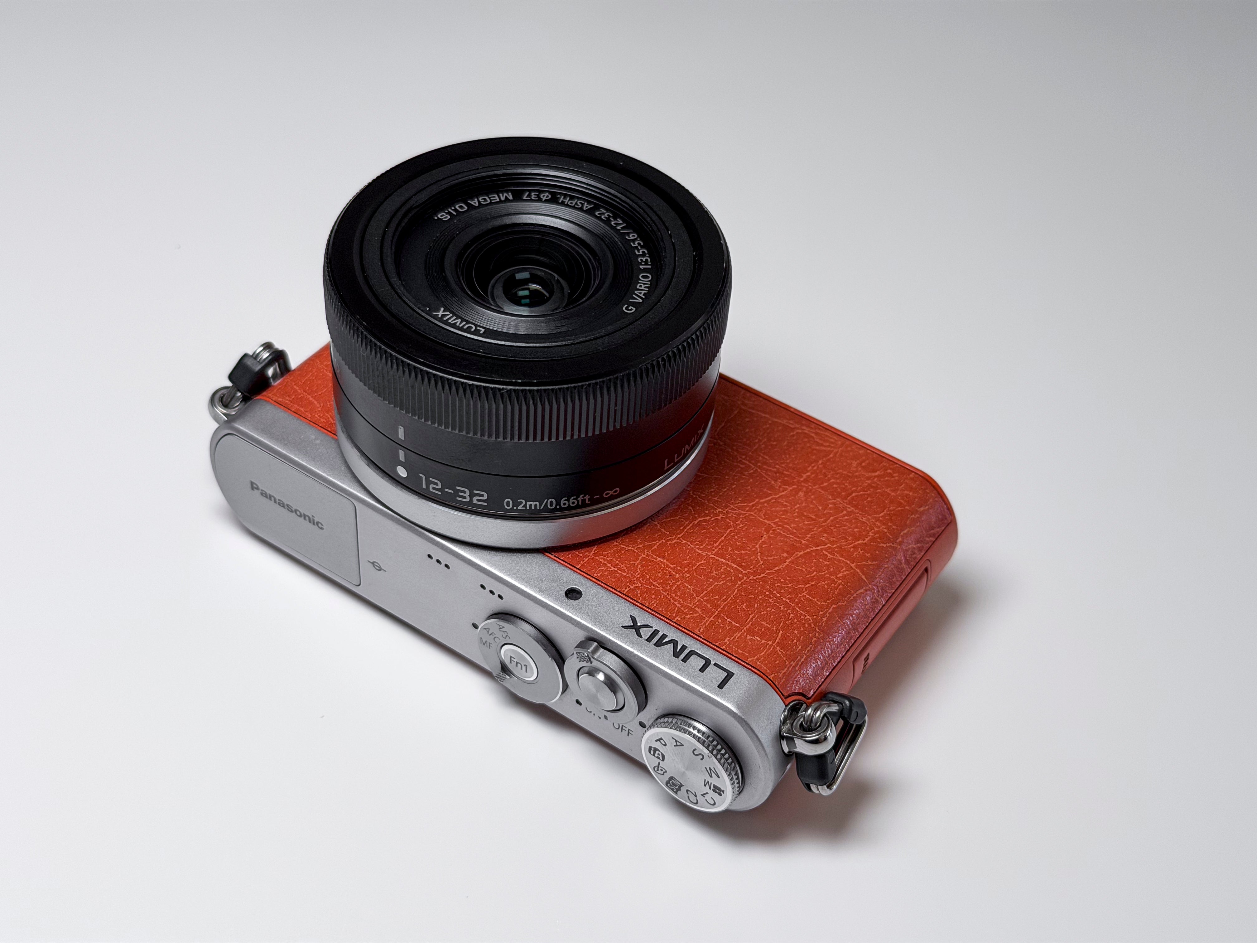 Panasonic Lumix GM1 + 12-32mm OIS Lens - 1 Year Warranty, Excellent GM-1