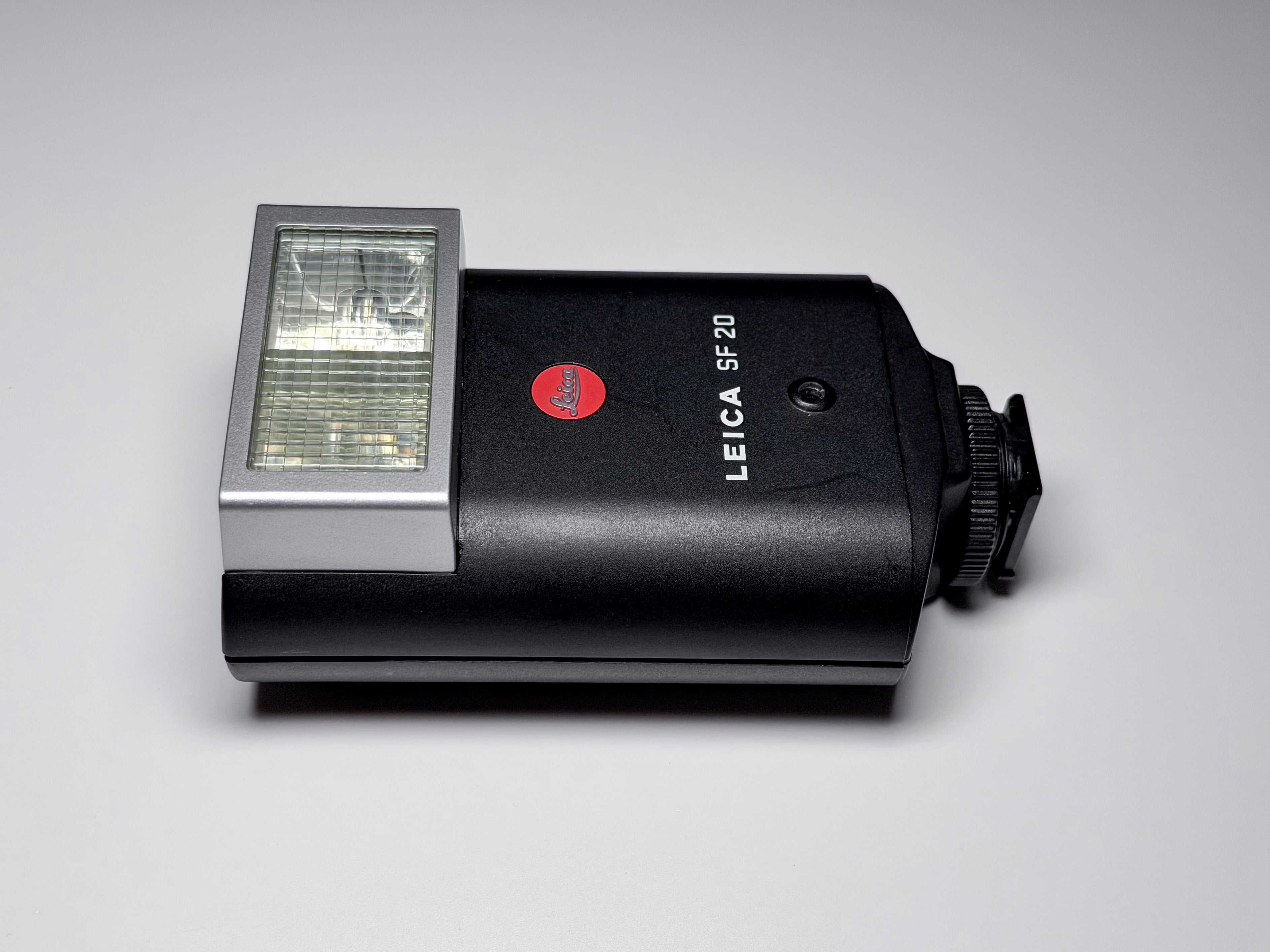 Leica SF 20 Flash TTL for M6, more 1 Year Warranty Perfectly Working SF20 SF-20