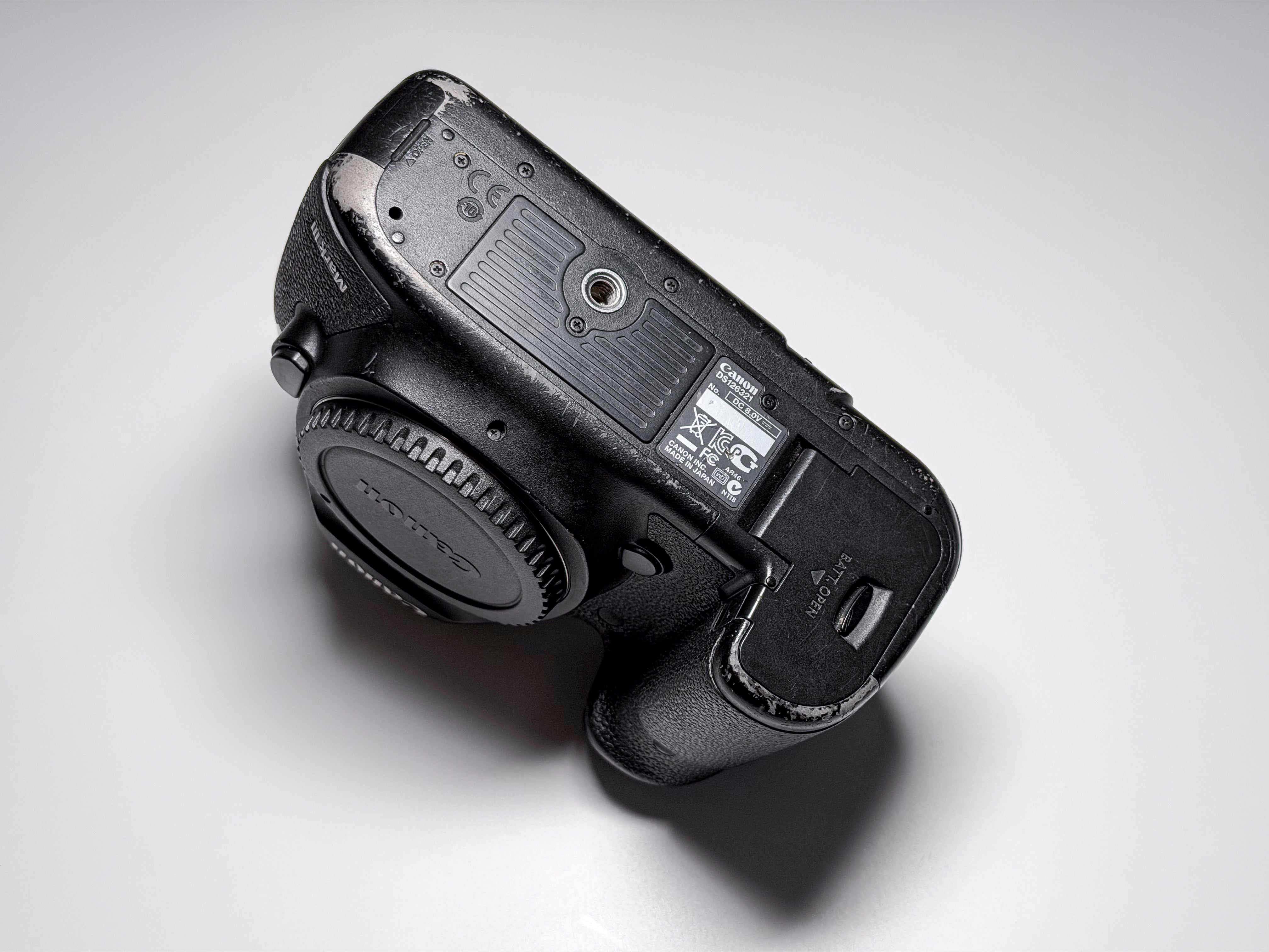 Canon 5D Mark III 3 EOS DSLR Full Frame - 1 Year Warranty, Perfectly Working