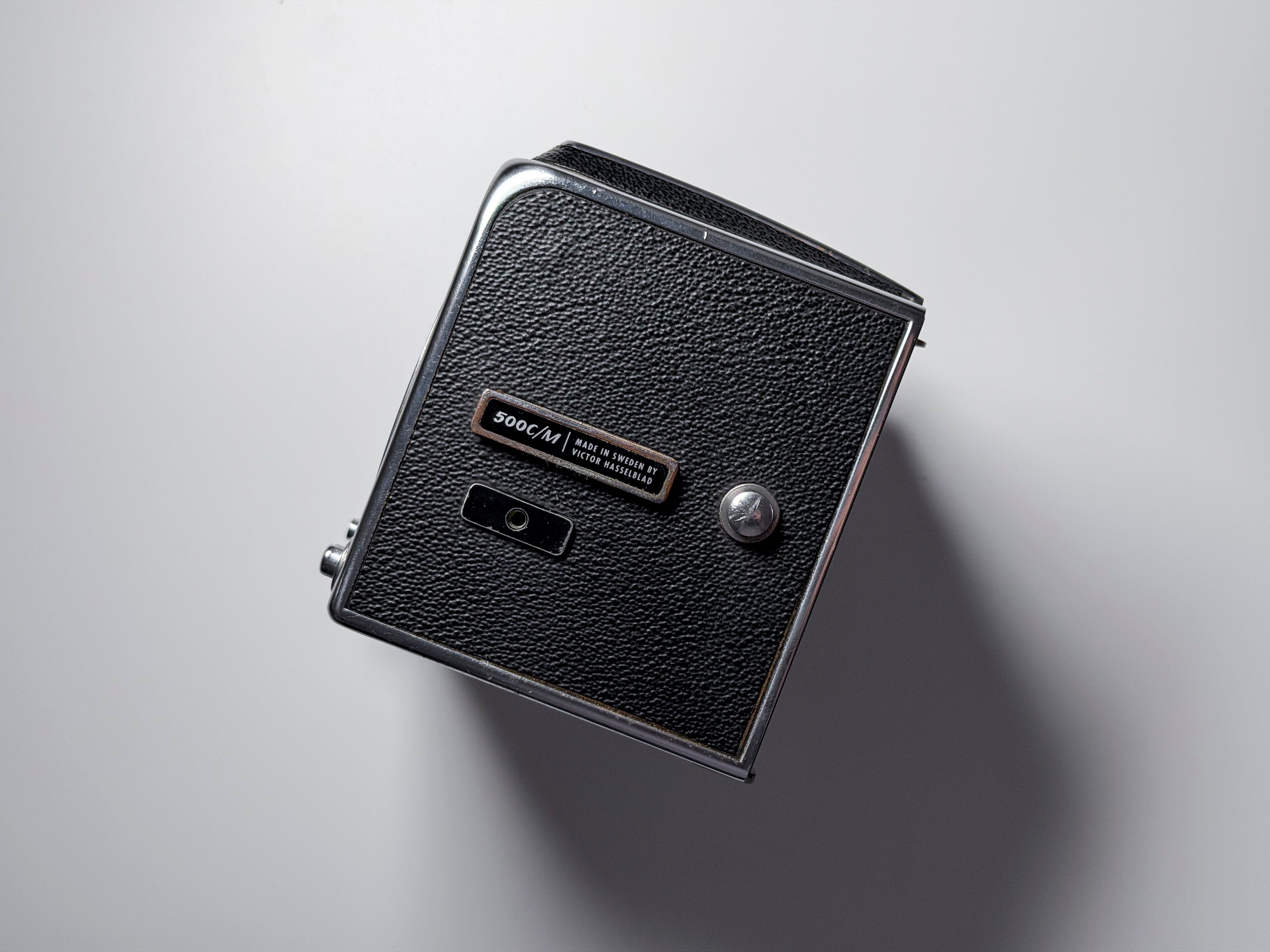 Hasselblad 500 CM C/M Body - Needs adjustment, Read Description