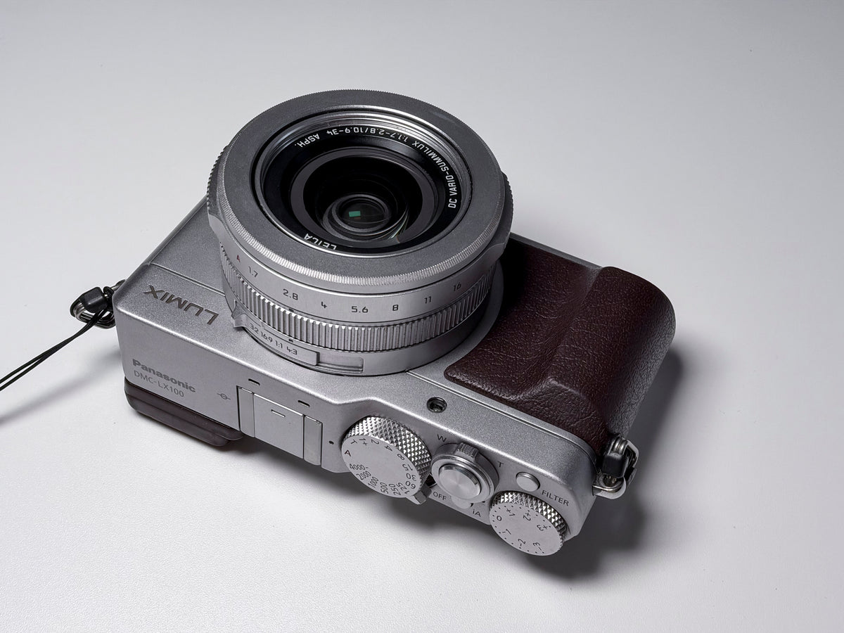Panasonic Lumix LX100 Leica Lens - 1 Year Warranty, Excellent