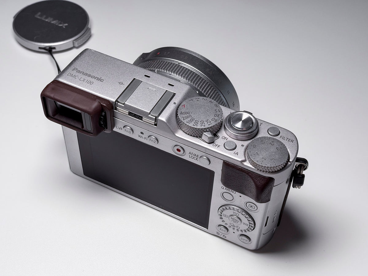 Panasonic Lumix LX100 Leica Lens - 1 Year Warranty, Excellent