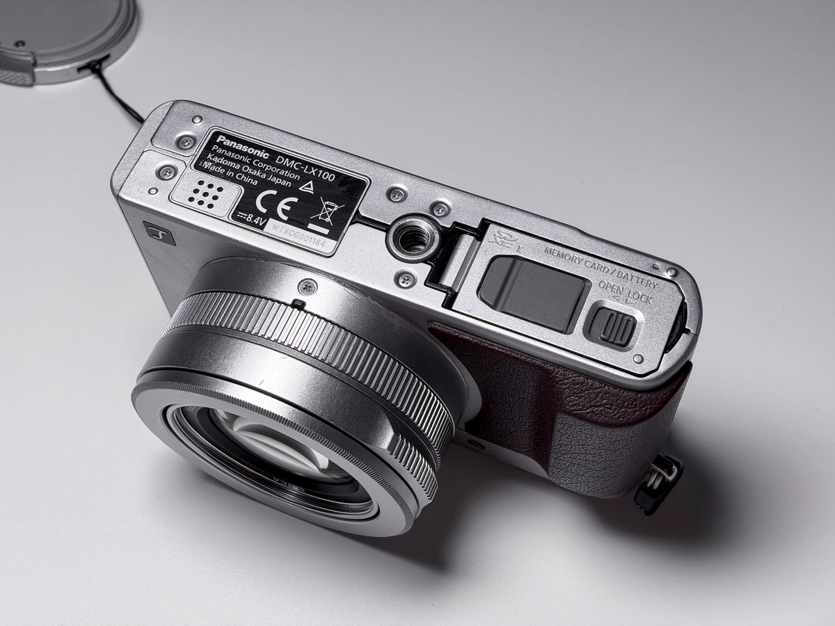Panasonic Lumix LX100 Leica Lens - 1 Year Warranty, Excellent