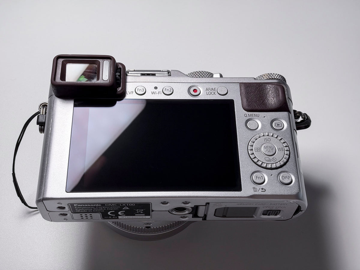 Panasonic Lumix LX100 Leica Lens - 1 Year Warranty, Excellent