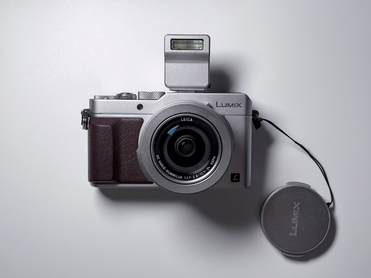 Panasonic Lumix LX100 Leica Lens - 1 Year Warranty, Excellent