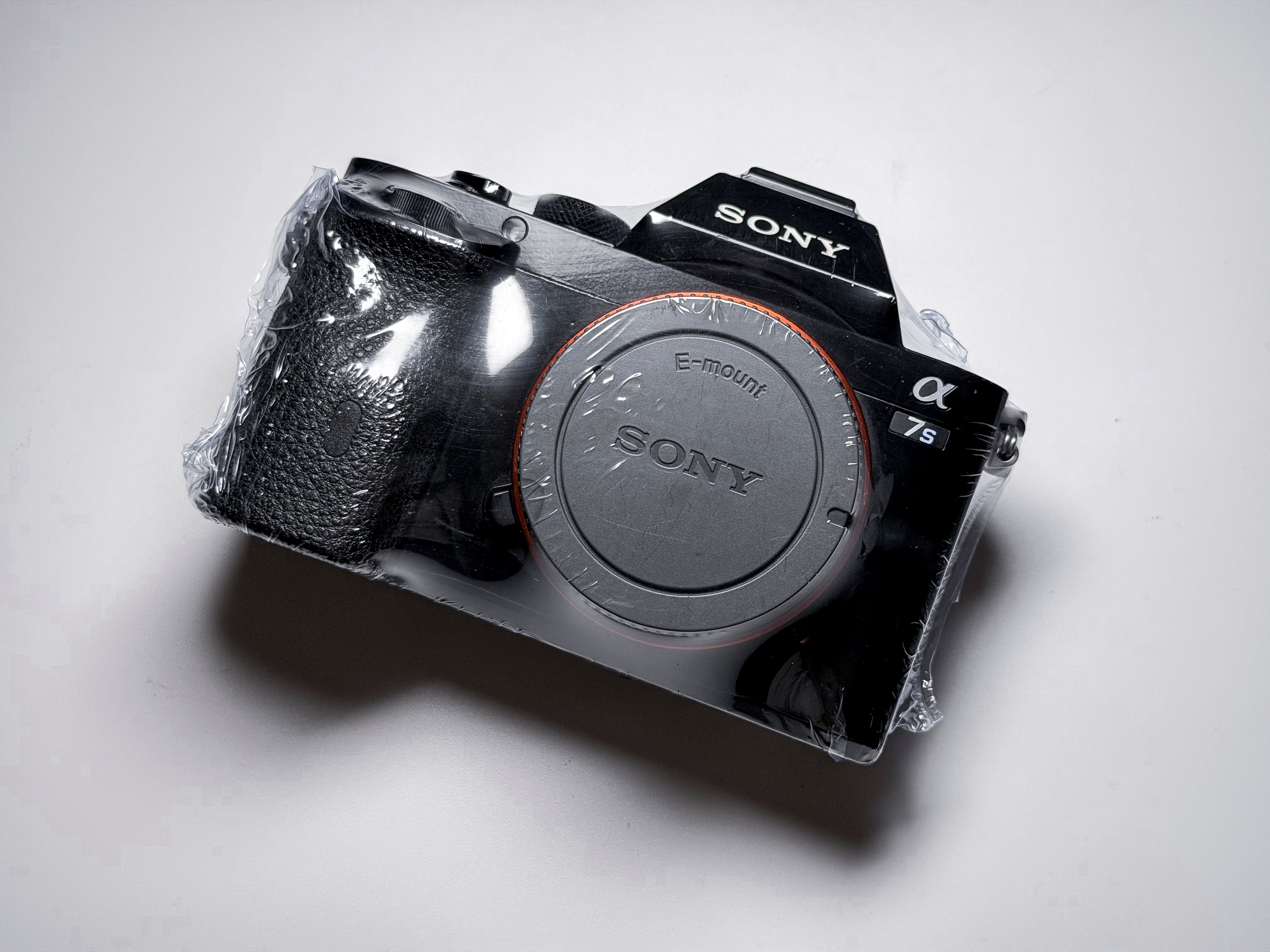 Sony A7s Mirrorless Camera Full Frame A7 - 1 Year Warranty, Perfectly working