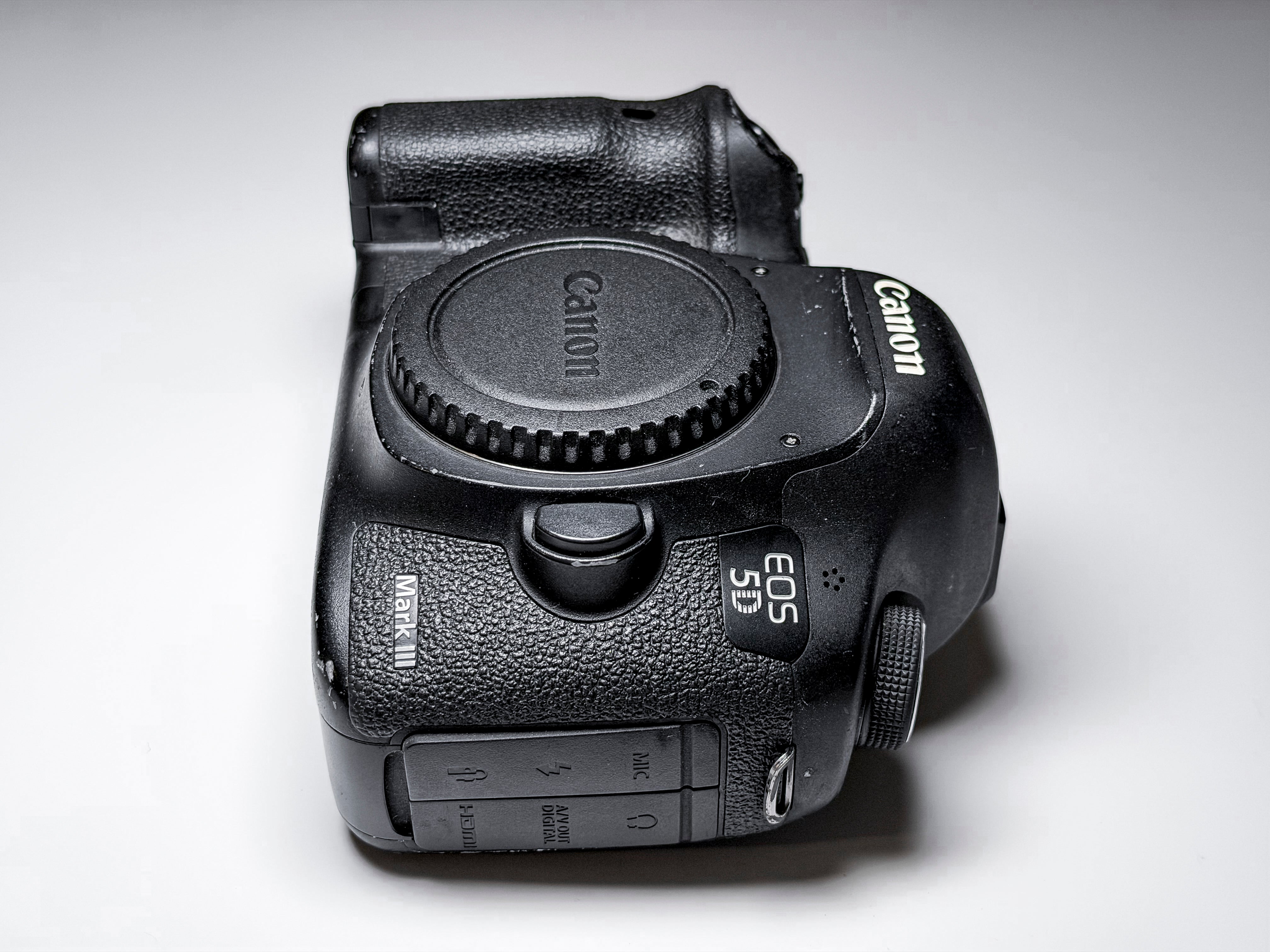 Canon EOS 5D Mark III 3 Full Frame Reflex DSLR - 1 Year Warranty, Excellent