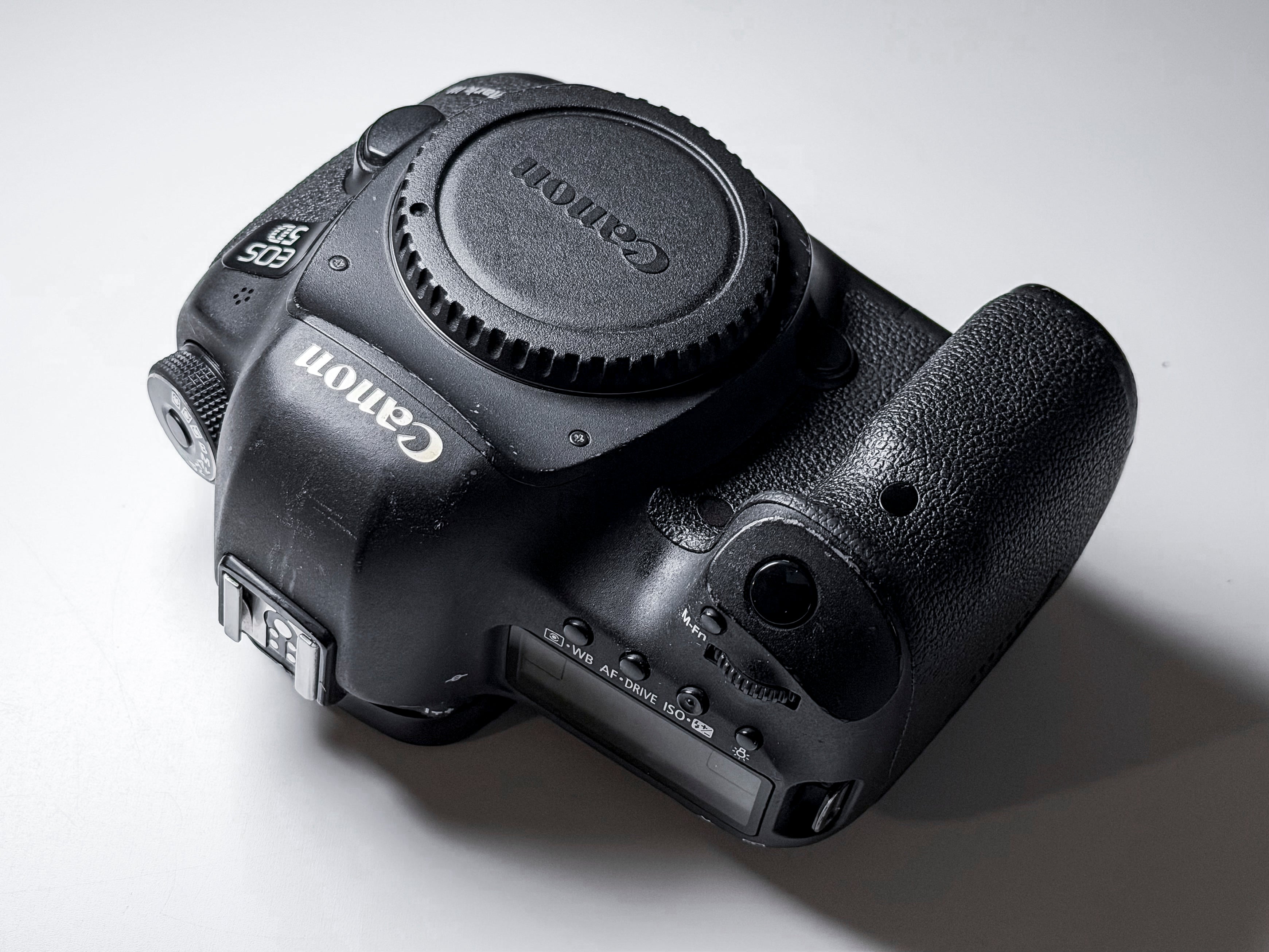 Canon EOS 5D Mark III 3 Full Frame Reflex DSLR - 1 Year Warranty, Excellent