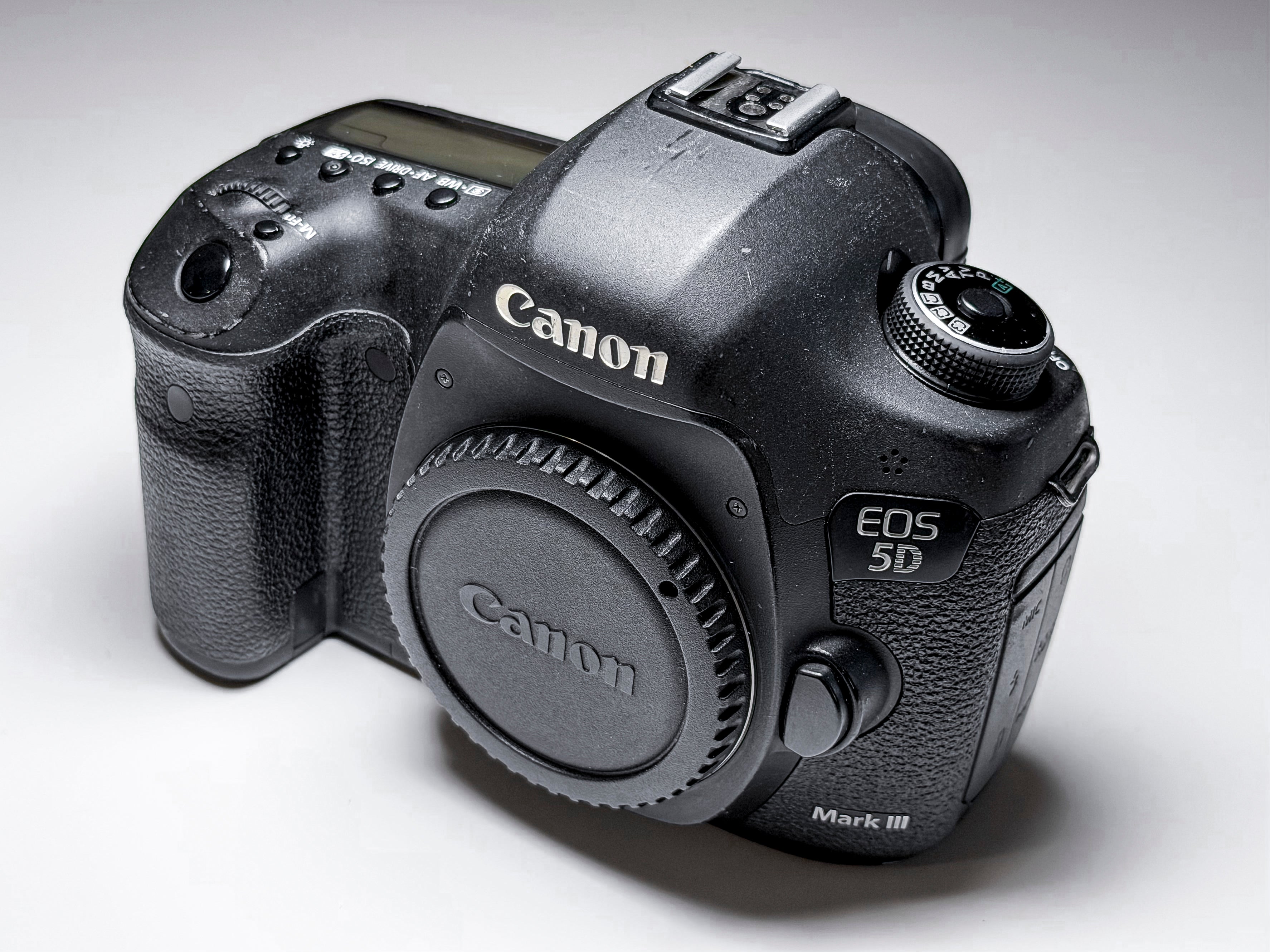 Canon EOS 5D Mark III 3 Full Frame Reflex DSLR - 1 Year Warranty, Excellent