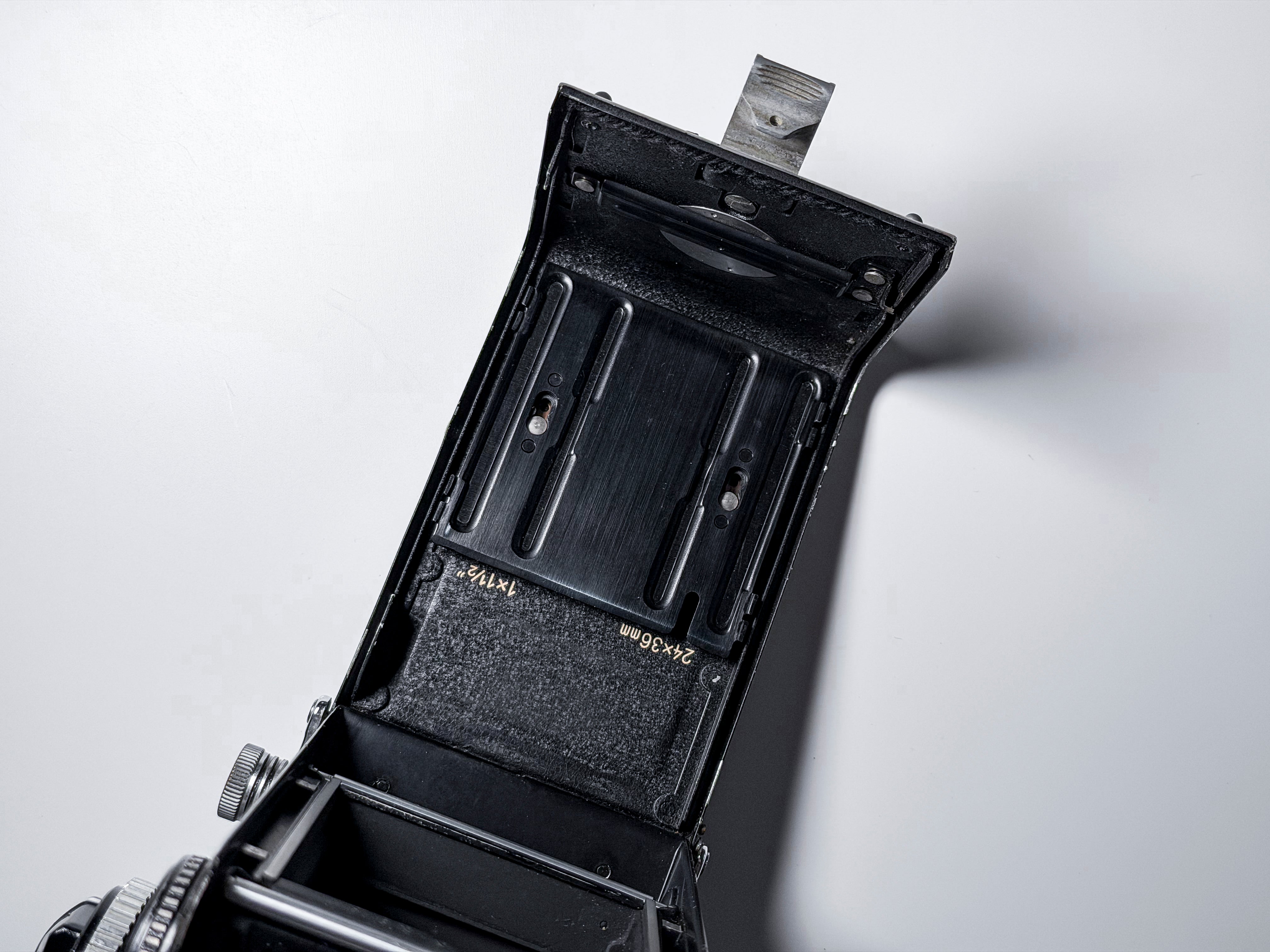 Rolleiflex 2.8F White Face Medium Format 120 Film - Tested