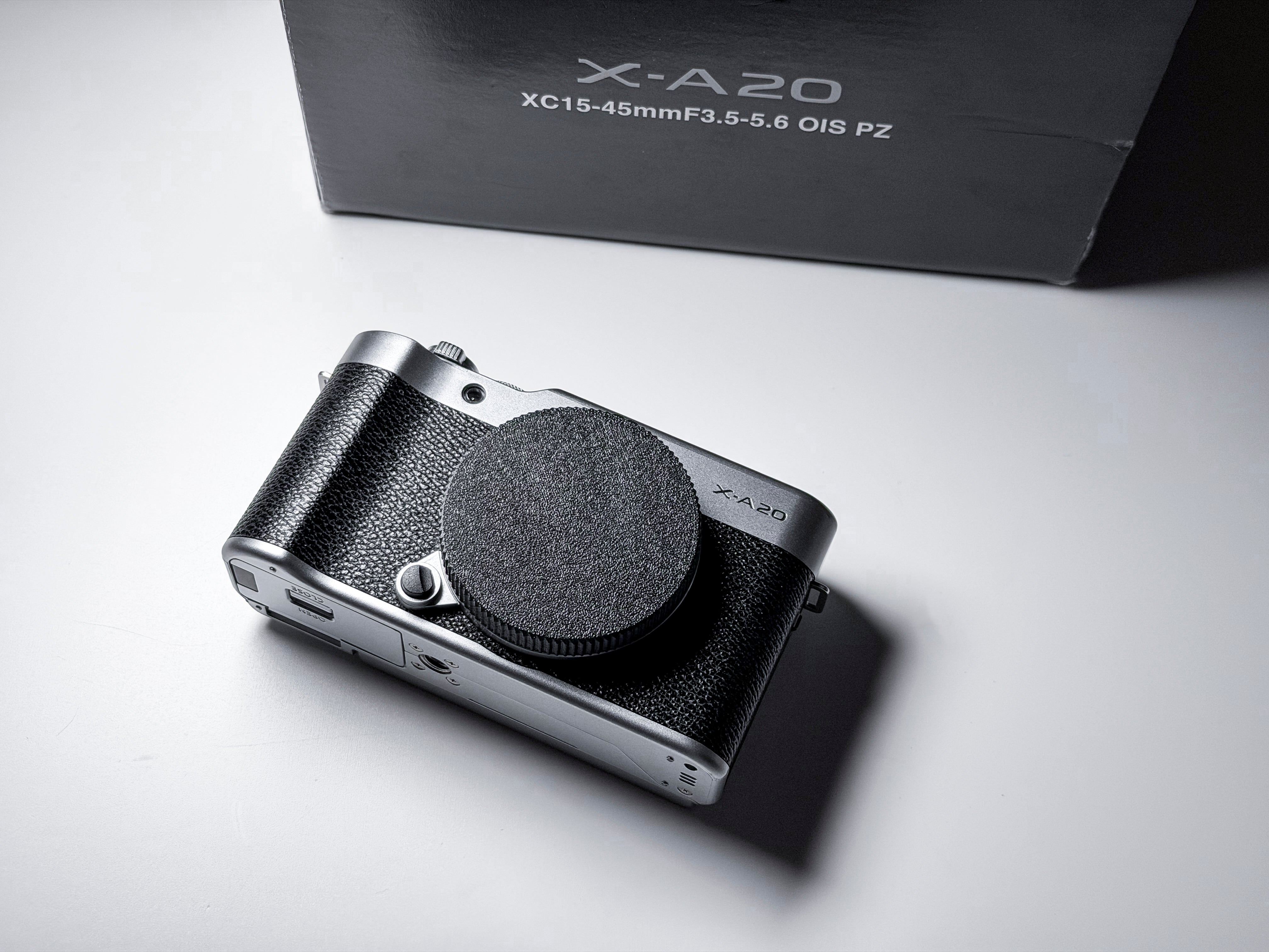 Fujifilm X-A20 APS-C Mirrorless Body - 1 Year Warranty Perfectly Working, Fuji X