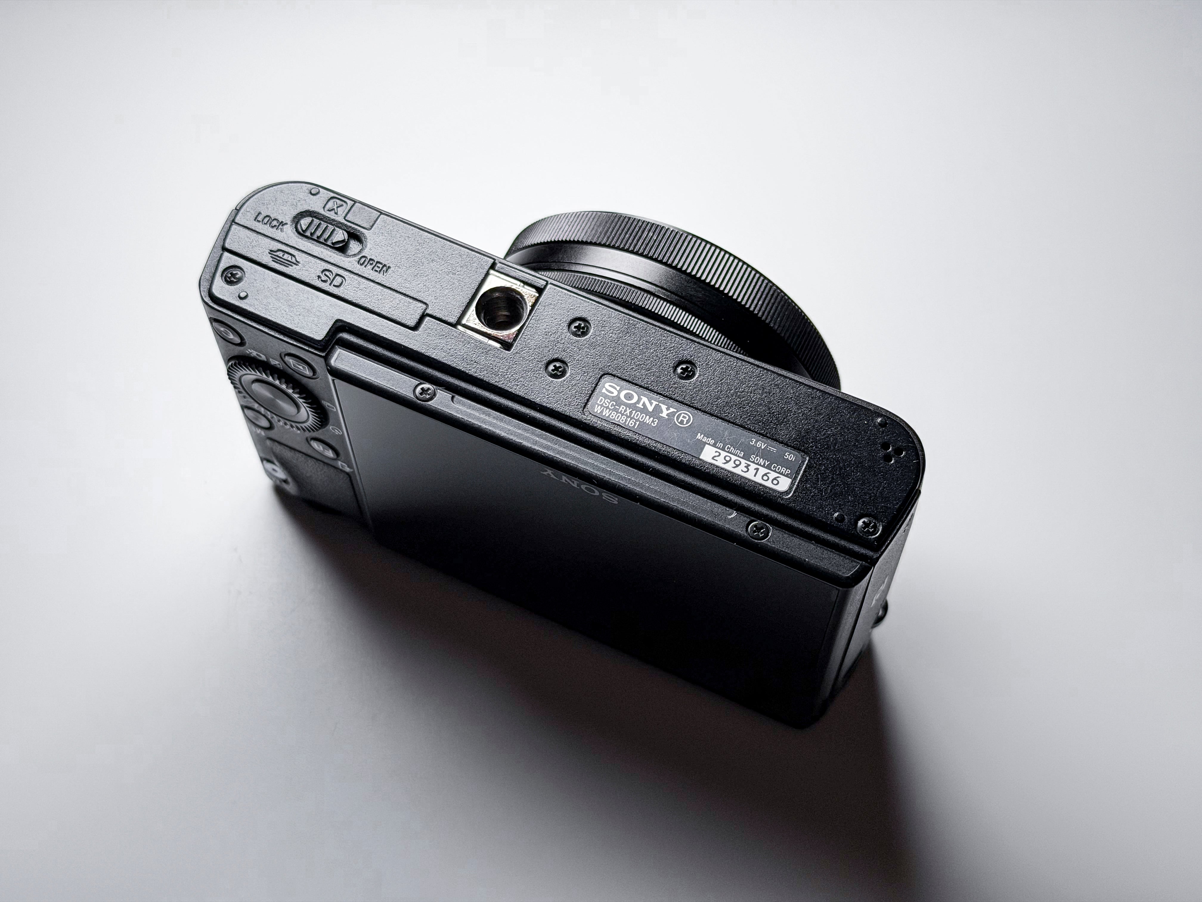 Sony RX100 III Mark 3 Cyber-shot 20,1 Mpx - 1 Year Warranty Excellent RX 100 M3