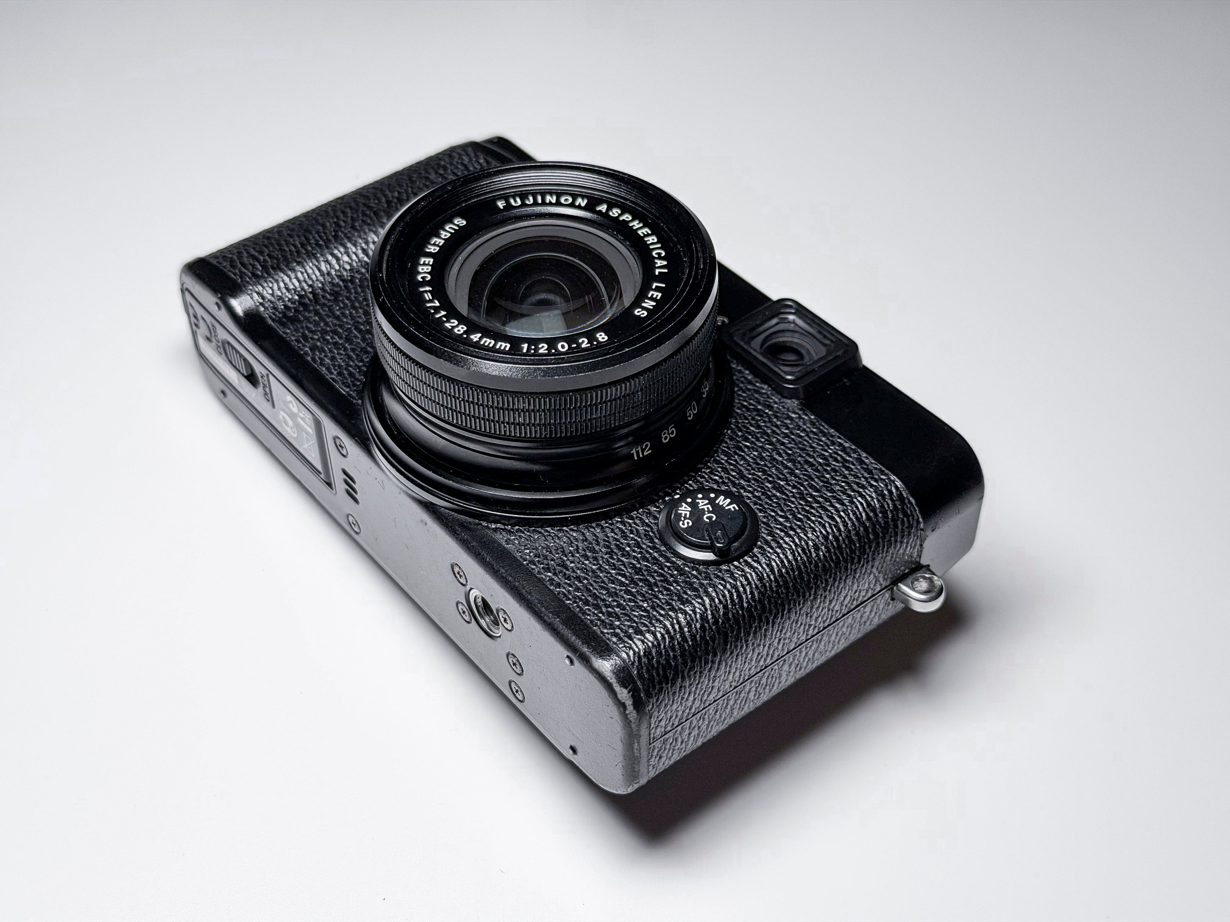 Fujifilm X10 Compact Camera Zoom Optical Viewfinder - 1 Year Warranty Fuji X-10
