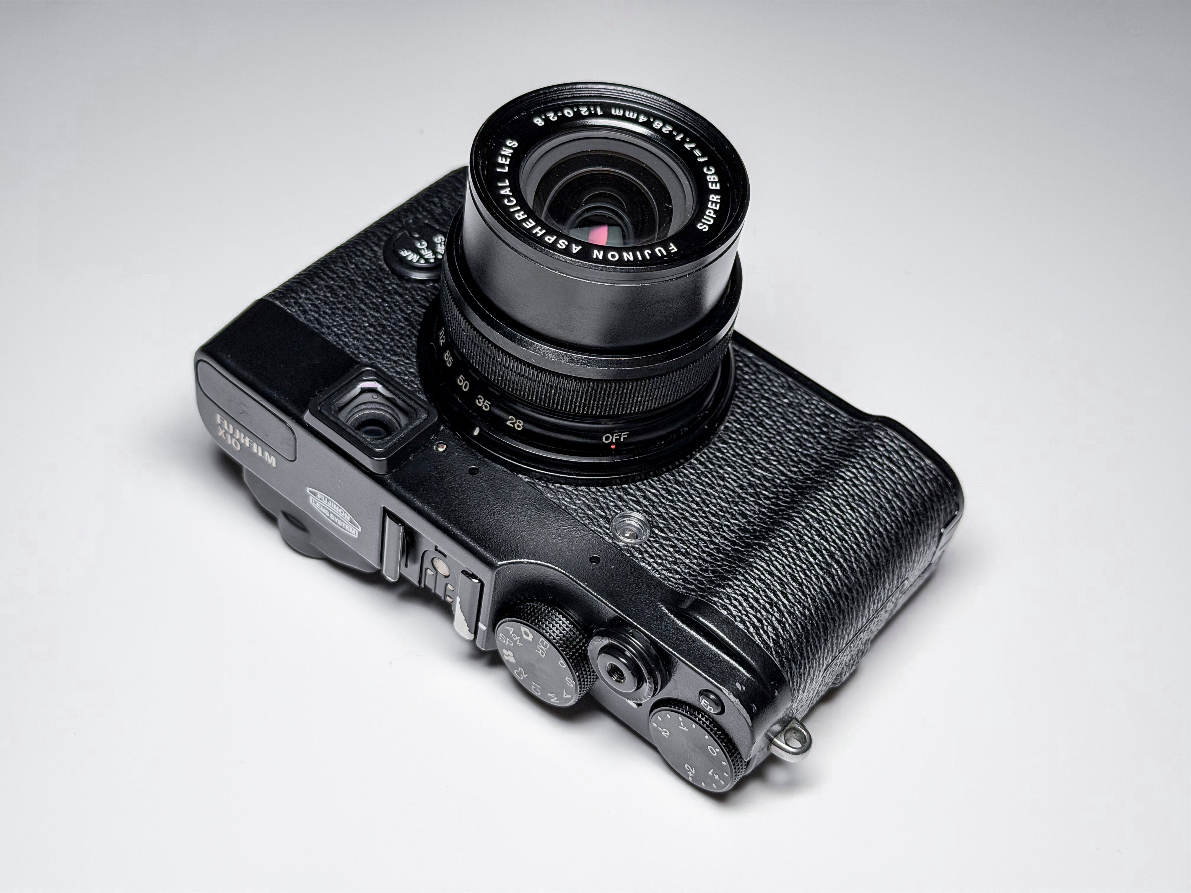 Fujifilm X10 Compact Camera Zoom Optical Viewfinder - 1 Year Warranty Fuji X-10