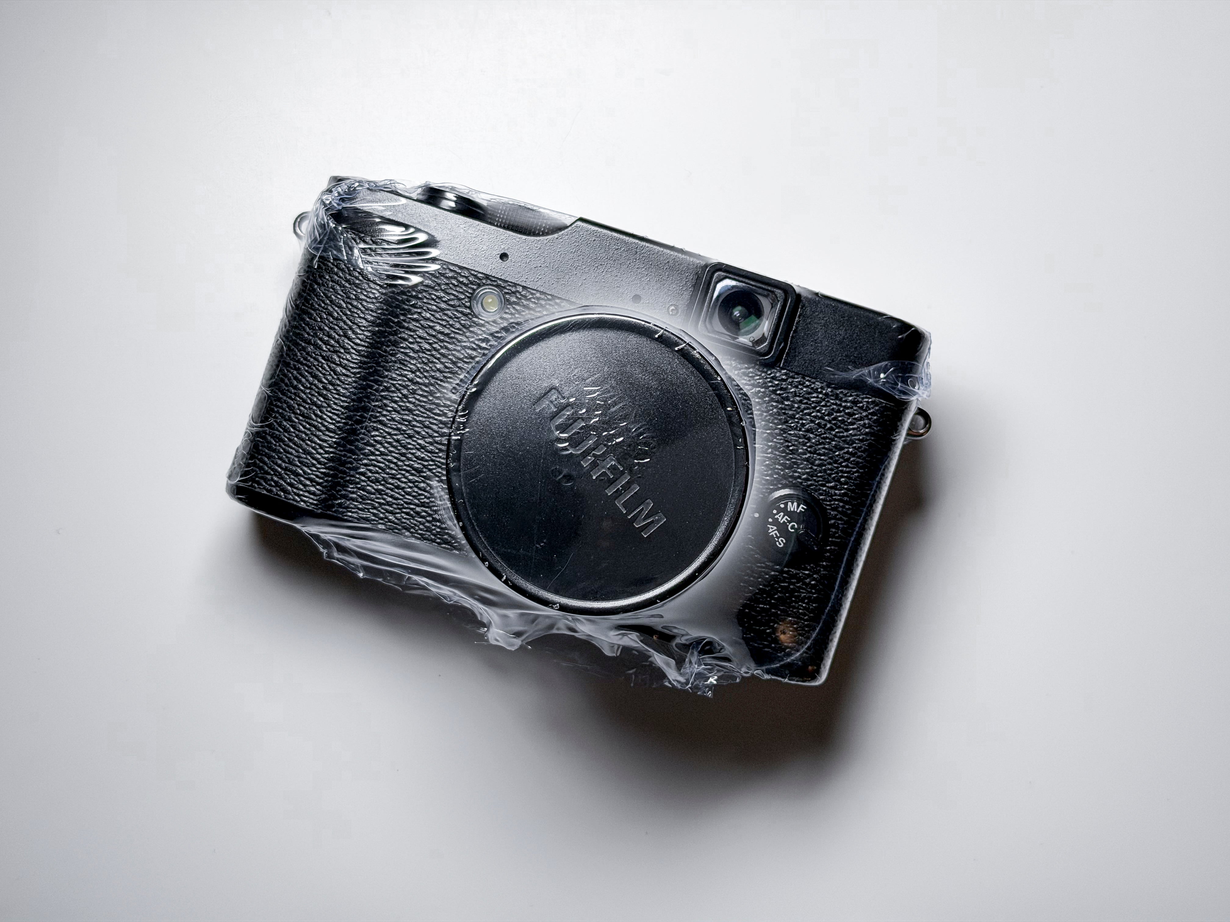 Fujifilm X10 Compact Camera Zoom Optical Viewfinder - 1 Year Warranty Fuji X-10