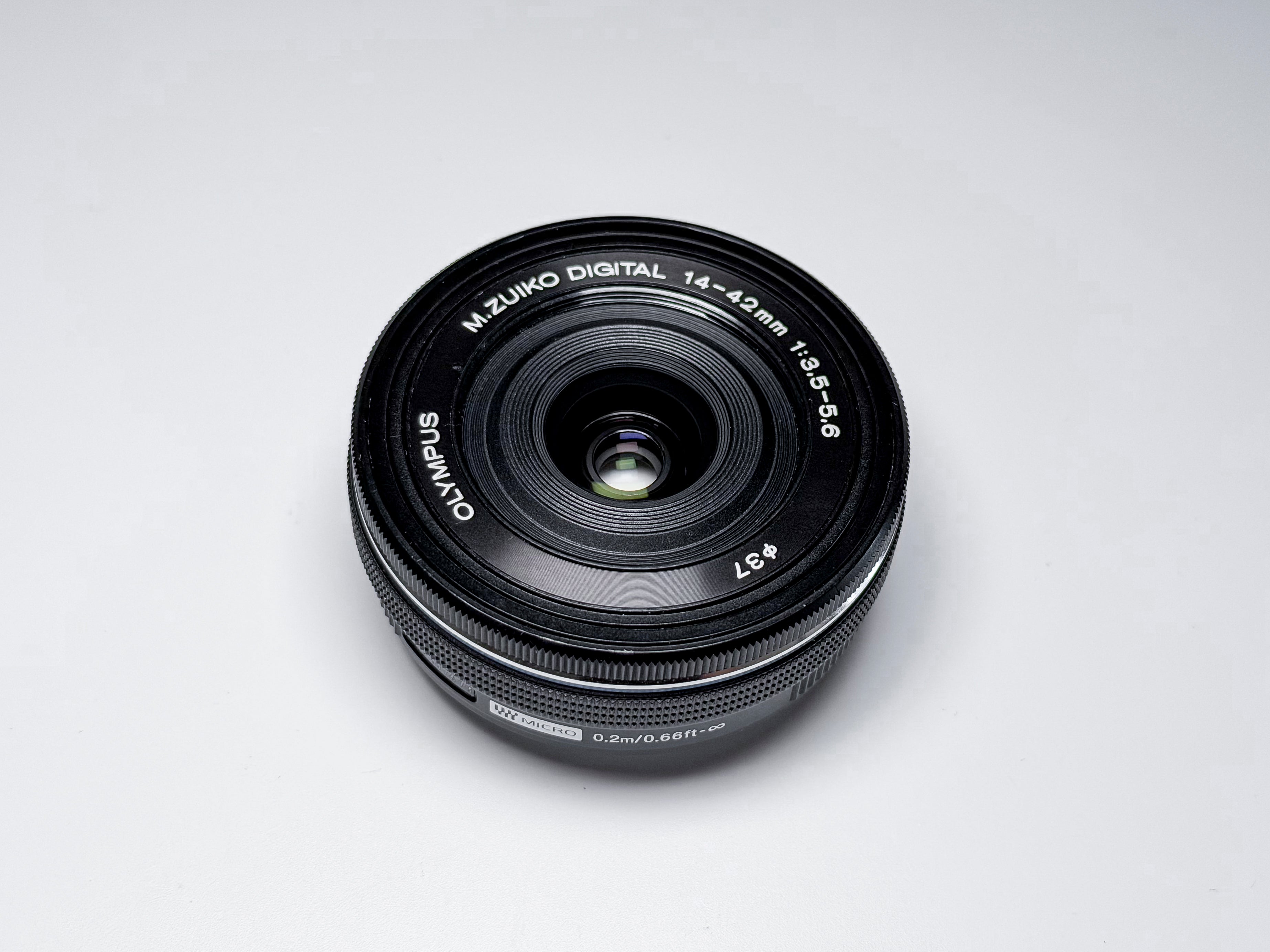 Olympus E-PL7 + 14-42mm Pancake Zuiko M43 - 1 Year Warranty, Excellent EPL7