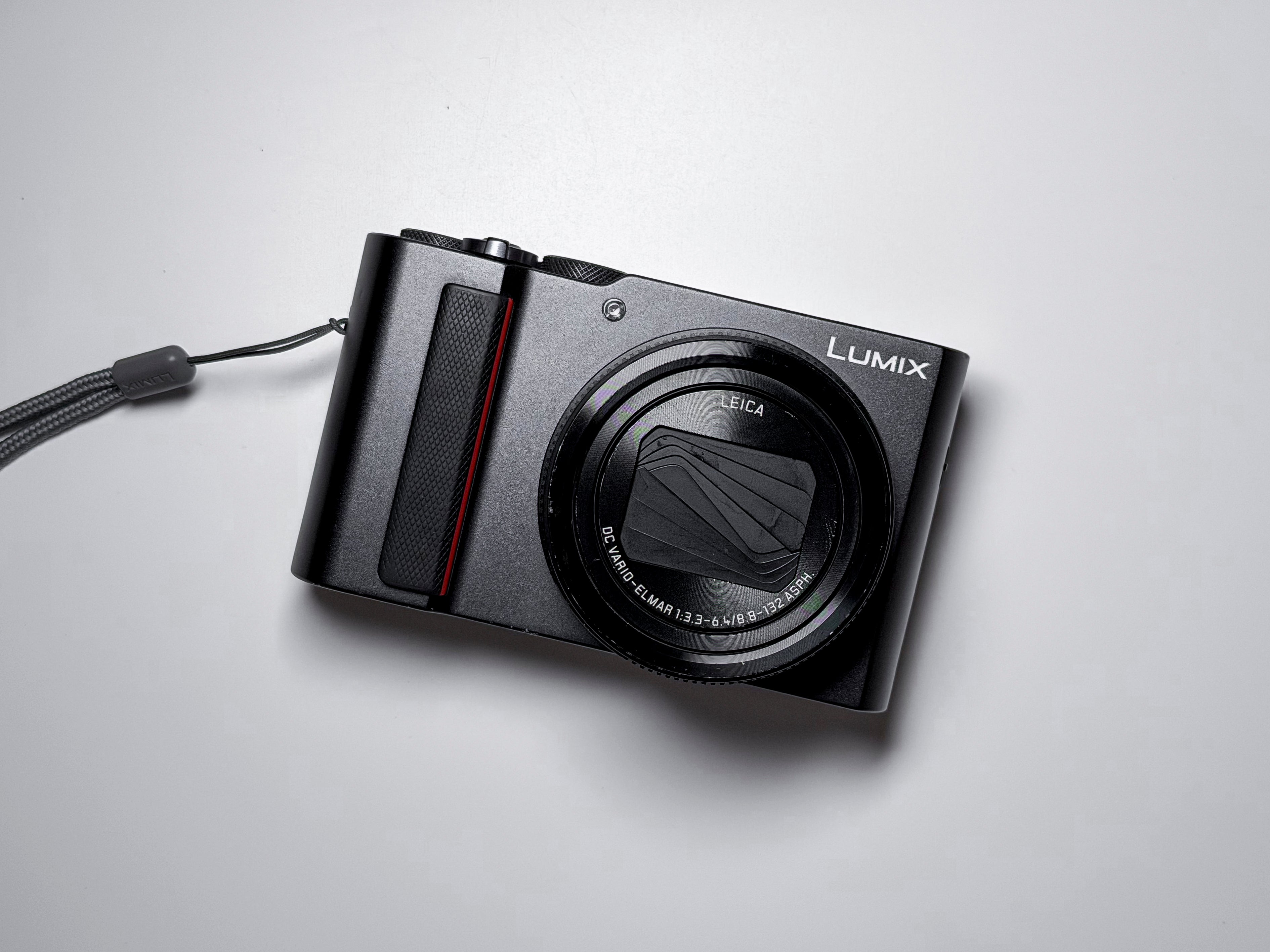 Panasonic Lumix TZ200 15x Leica Lens - 1 Year Warranty, Excellent ZS200 TZ-200