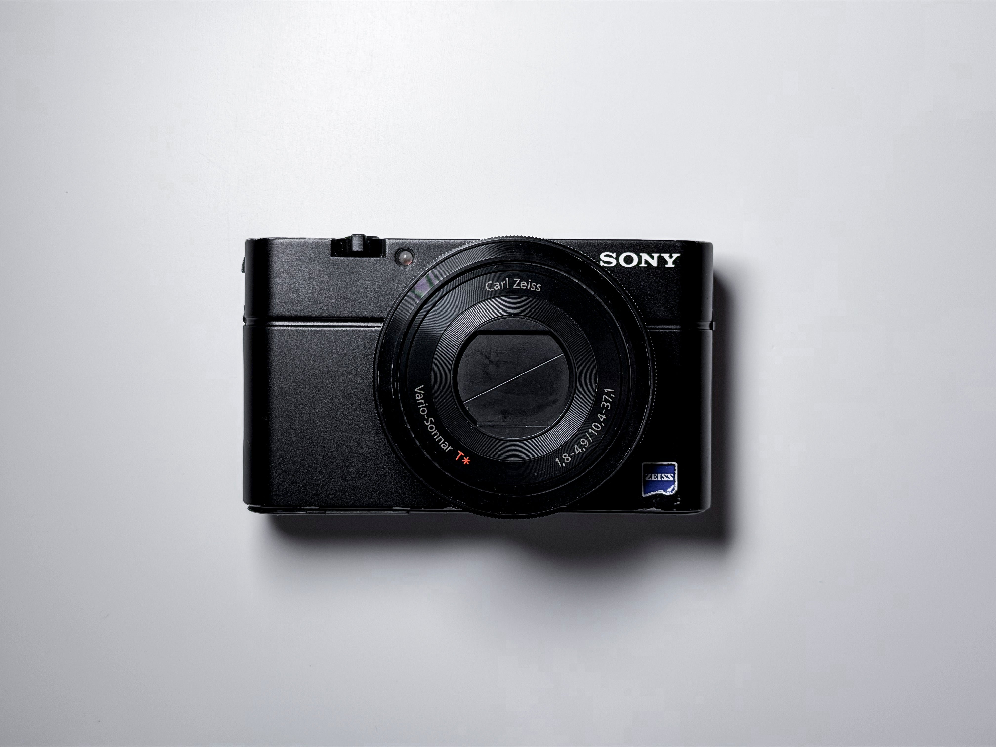 Sony RX100 Cyber-shot Digital Camera 20.2 Mpx - 1 Year Warranty RX 100 RX-100