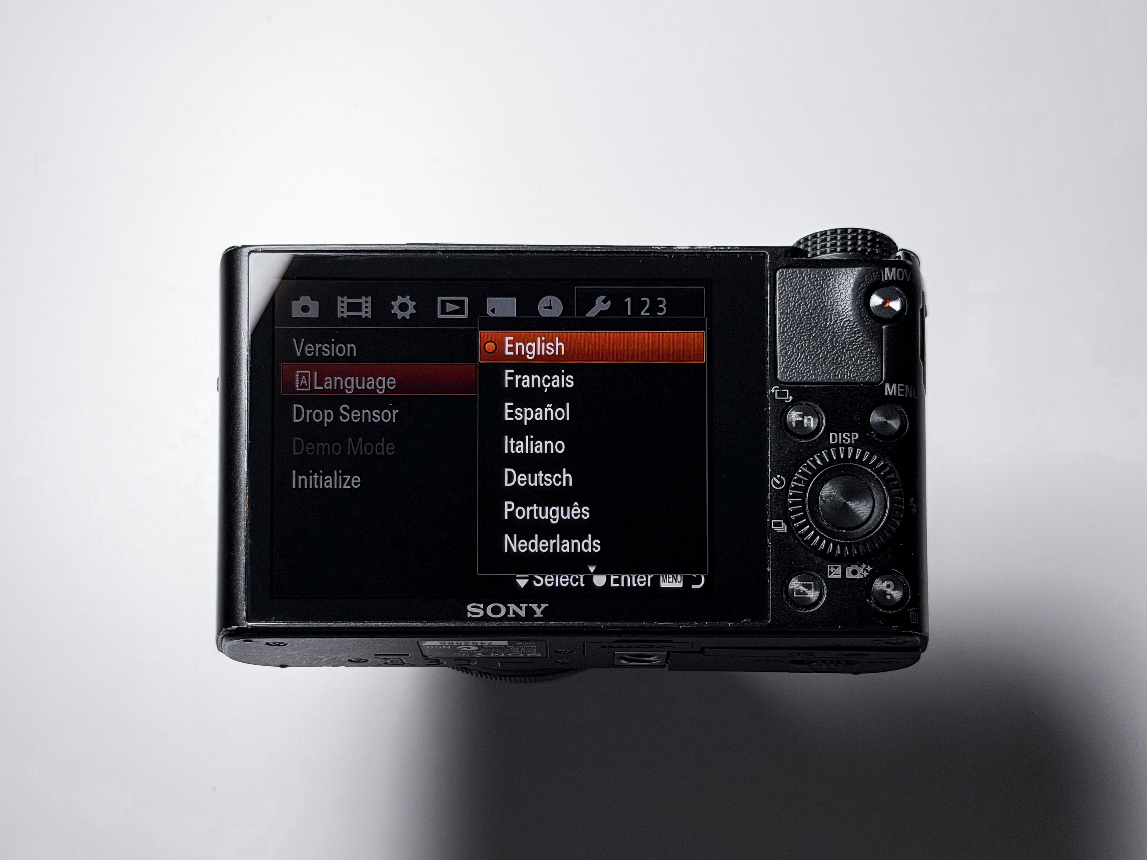 Sony RX100 Cyber-shot Digital Camera 20.2 Mpx - 1 Year Warranty RX 100 RX-100