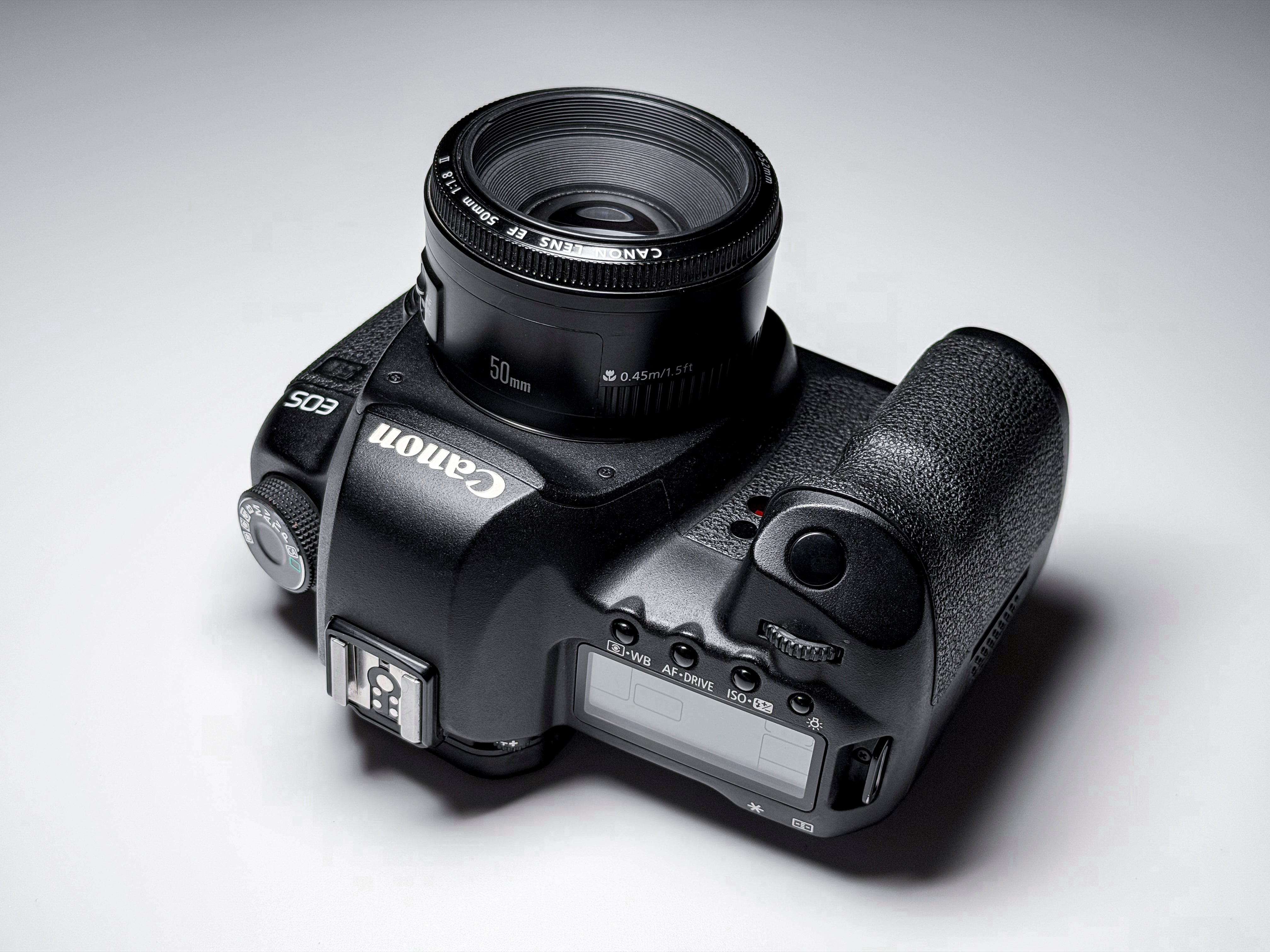 Canon 5D Mark II + 50mm f/1.8 EOS DSLR Full Frame - 1 Year Warranty, Excellent