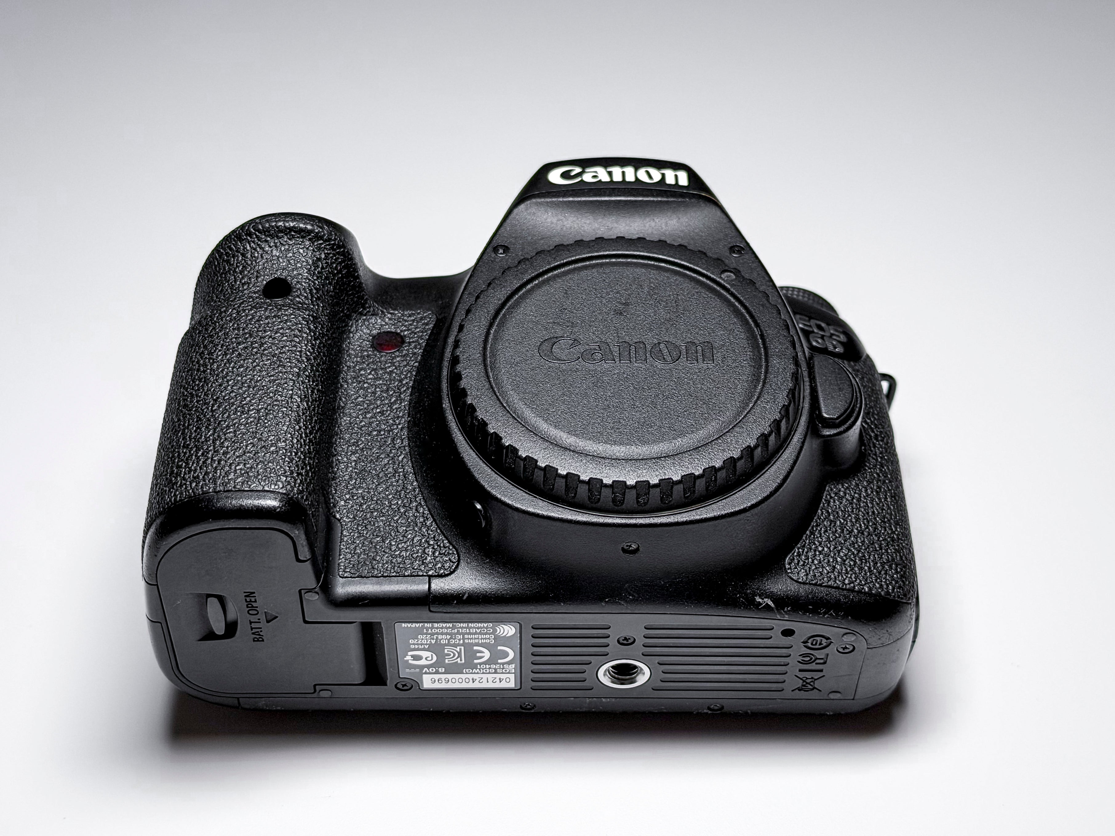 Canon 6D Full Frame DSLR EF Mount - 1 Year Warranty, Excellent