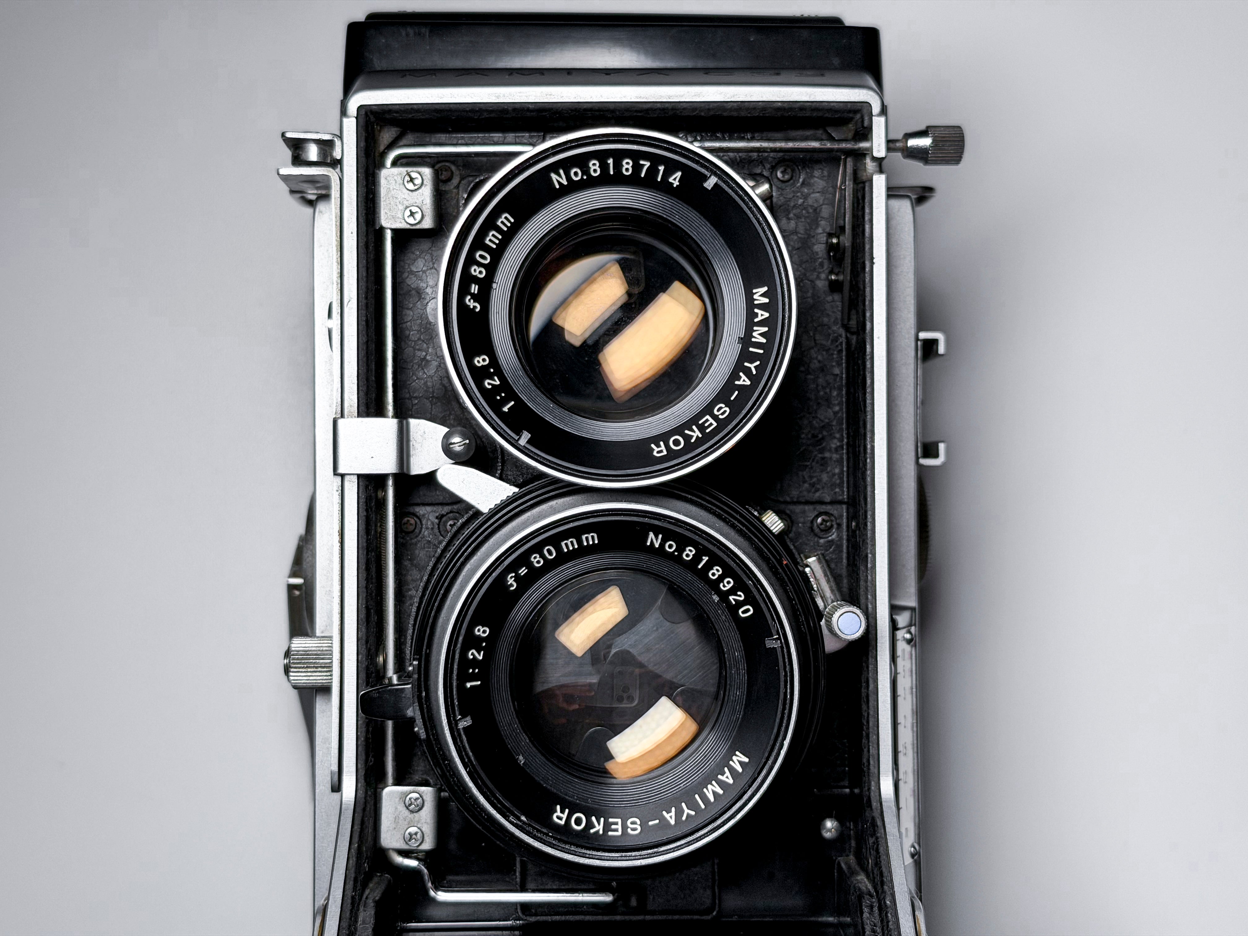 Mamiya C33 Professional + Sekor 80mm f/2.8 Blue Dot Medium Format 120 Film TLR