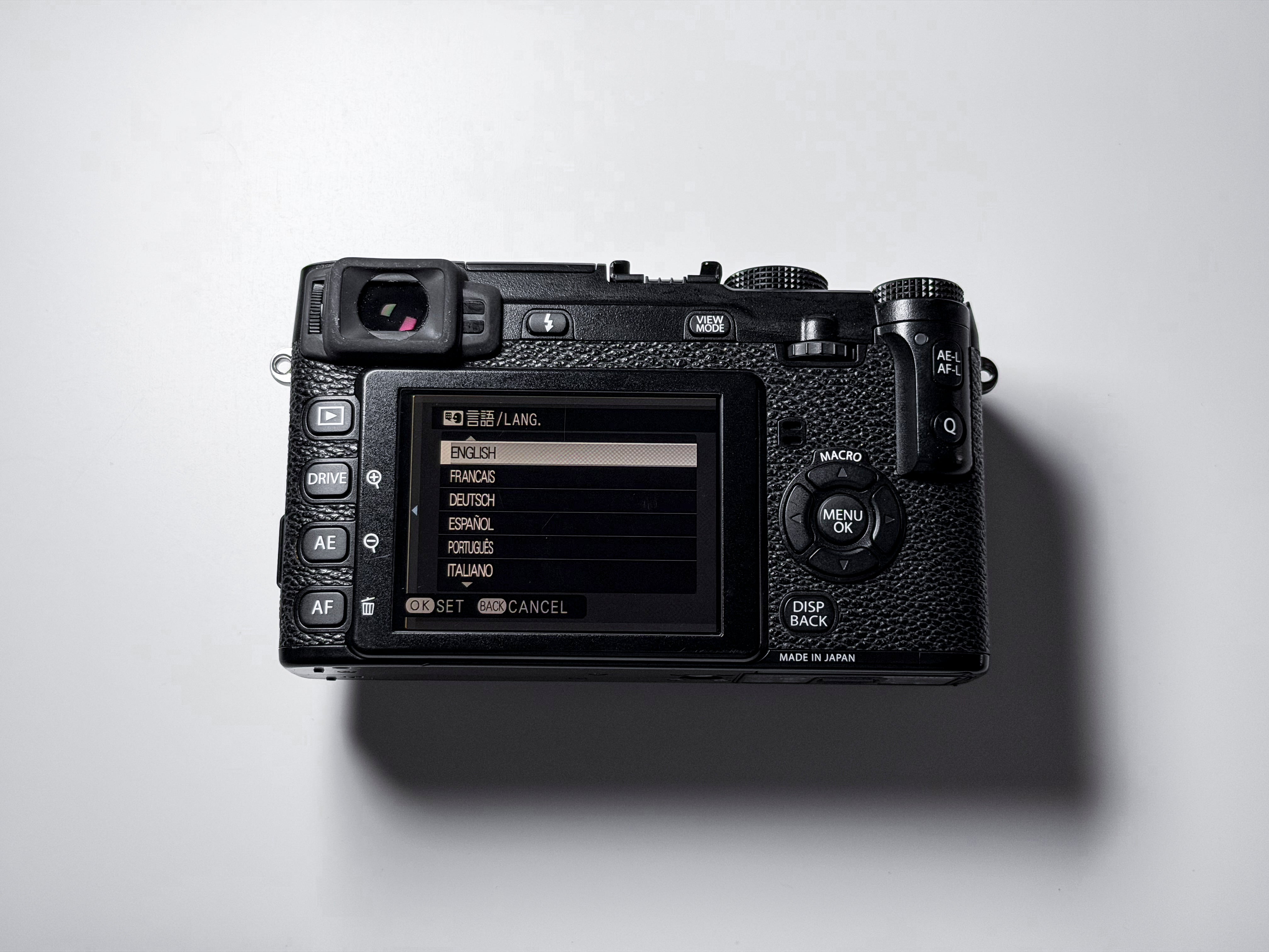 Fujifilm X-E1 Mirrorless Body X-Trans EVF XE1 - 1 Year Warranty, Excellent Fuji