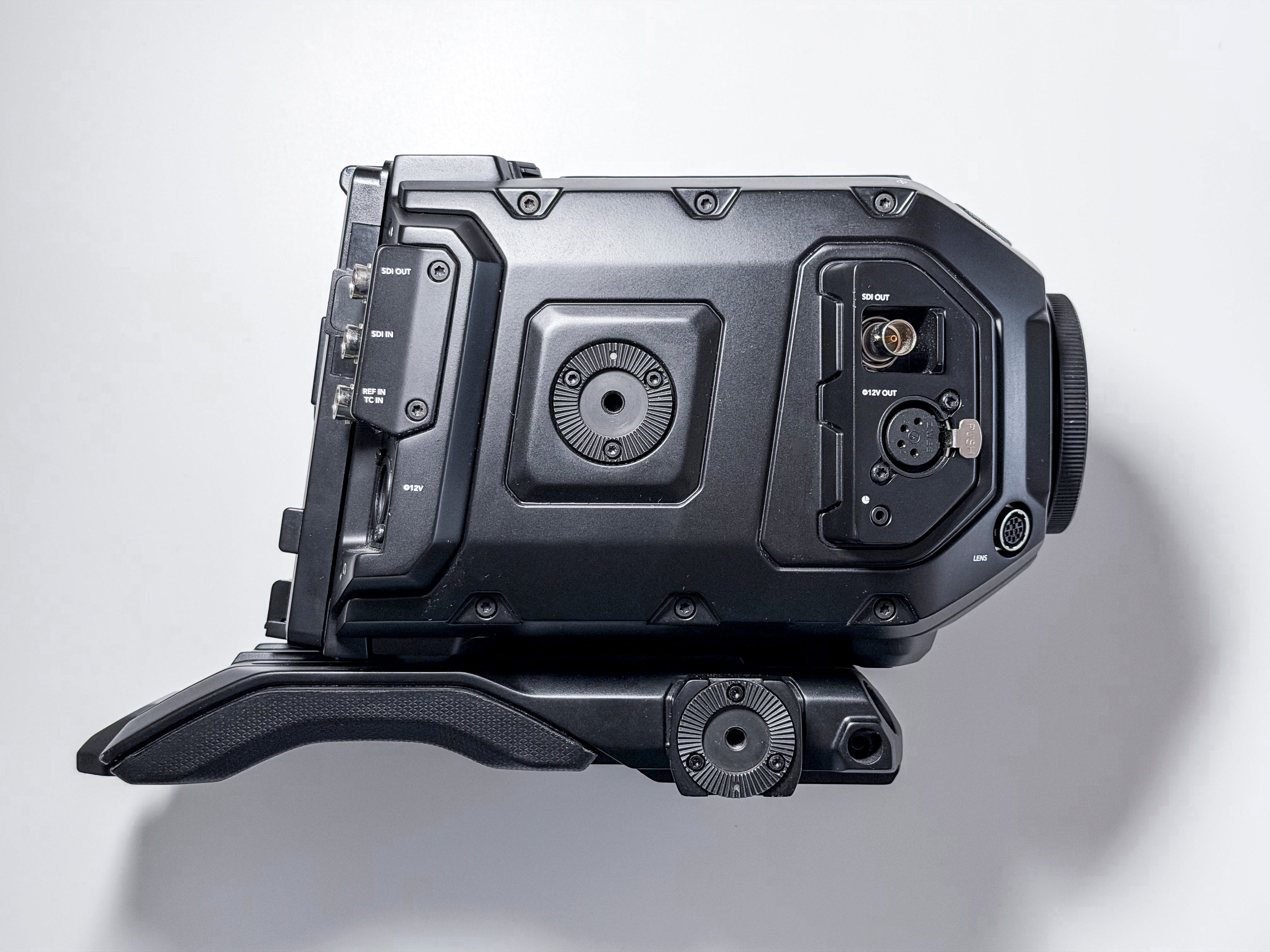 Ursa Mini Pro G1 4.6K Blackmagic EF Mount Shoulder Kit 1 Year Warranty Excellent