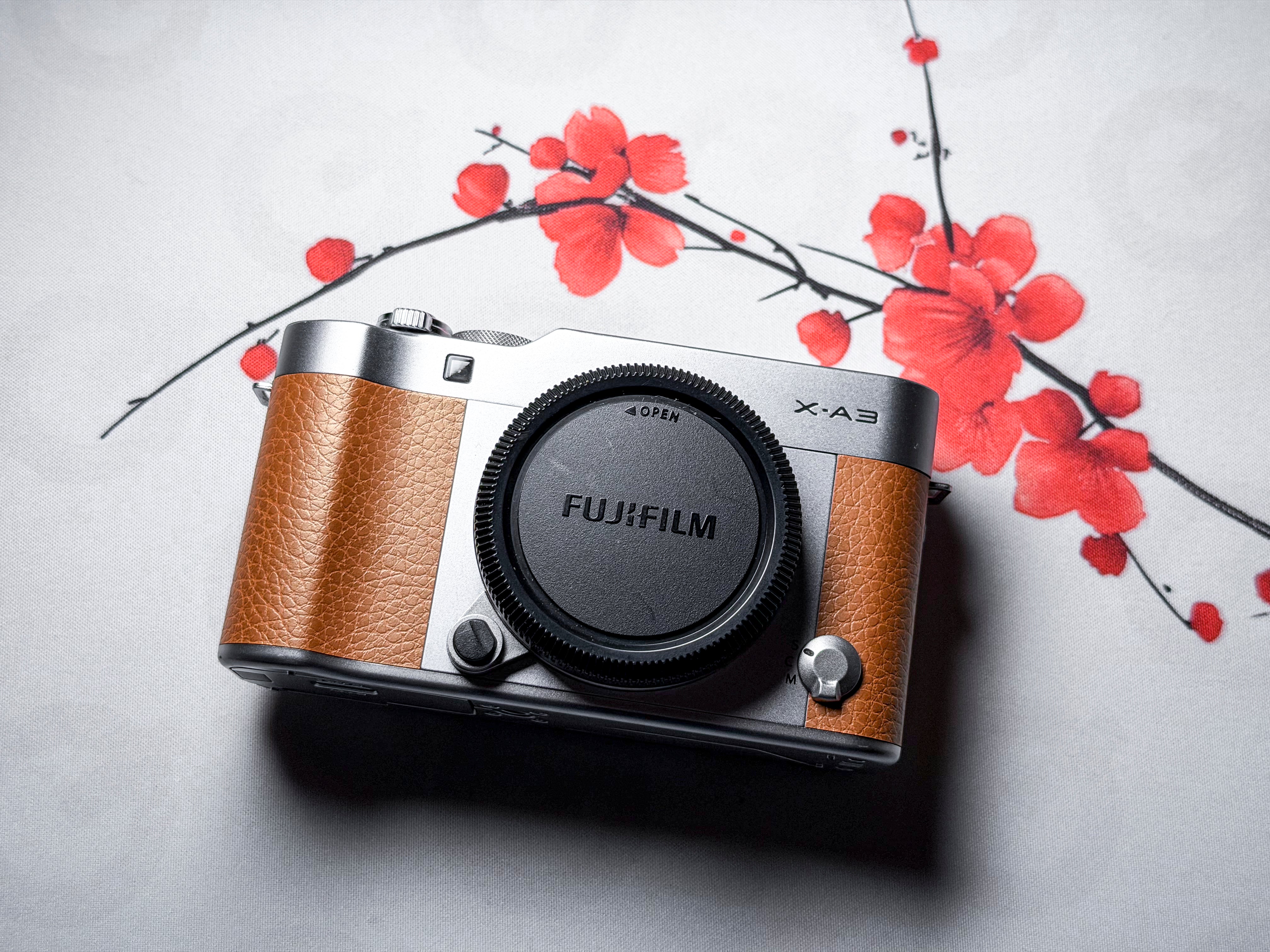 Fujifilm X-A3 APS-C Mirrorless Body - 1 Year Warranty, Perfectly Working, Fuji XA3