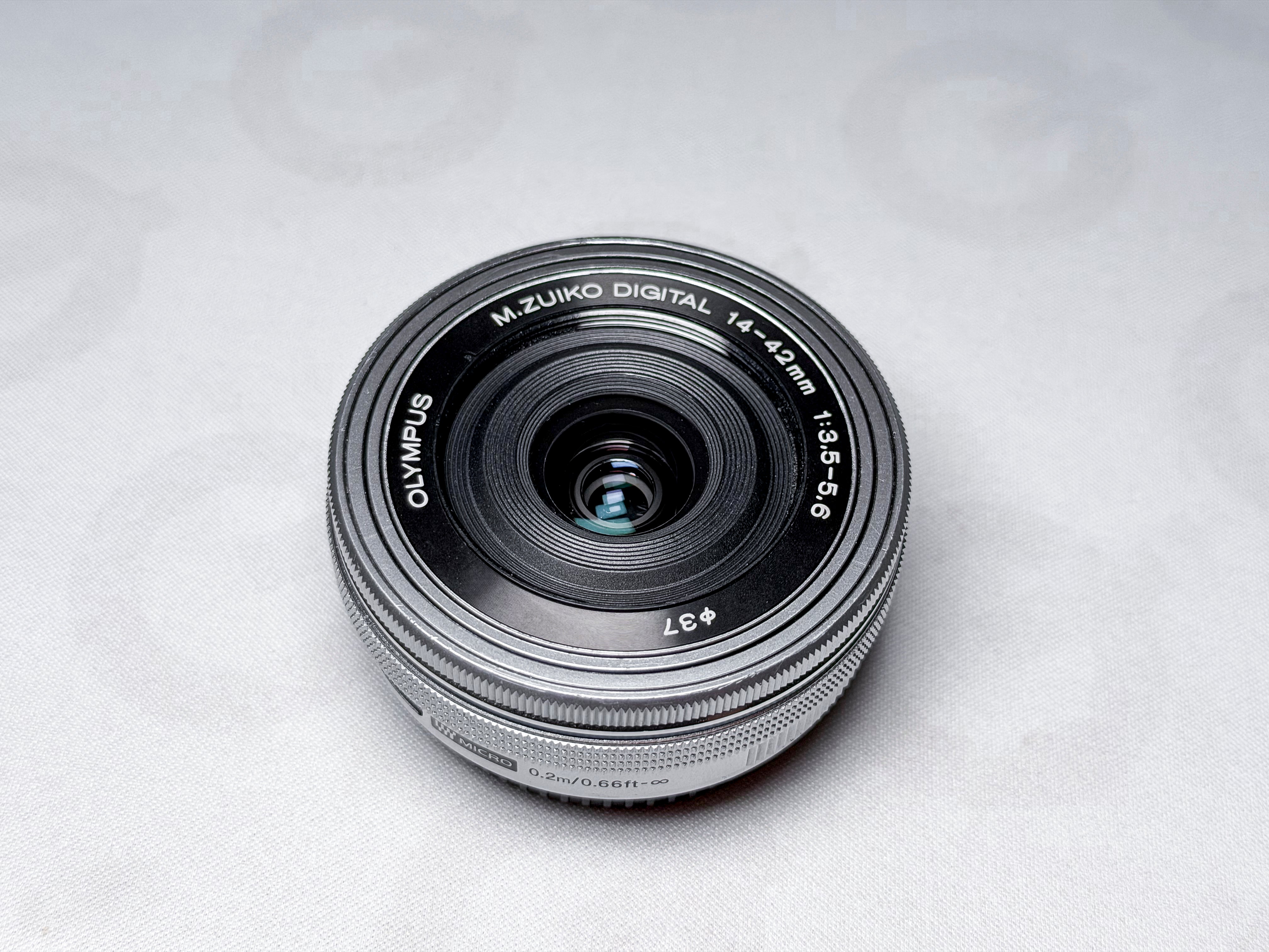 Olympus Pen E-PL7 + Zuiko 14-42 M43 MFT Camera - 1 Year Warranty, Excellent EPL7