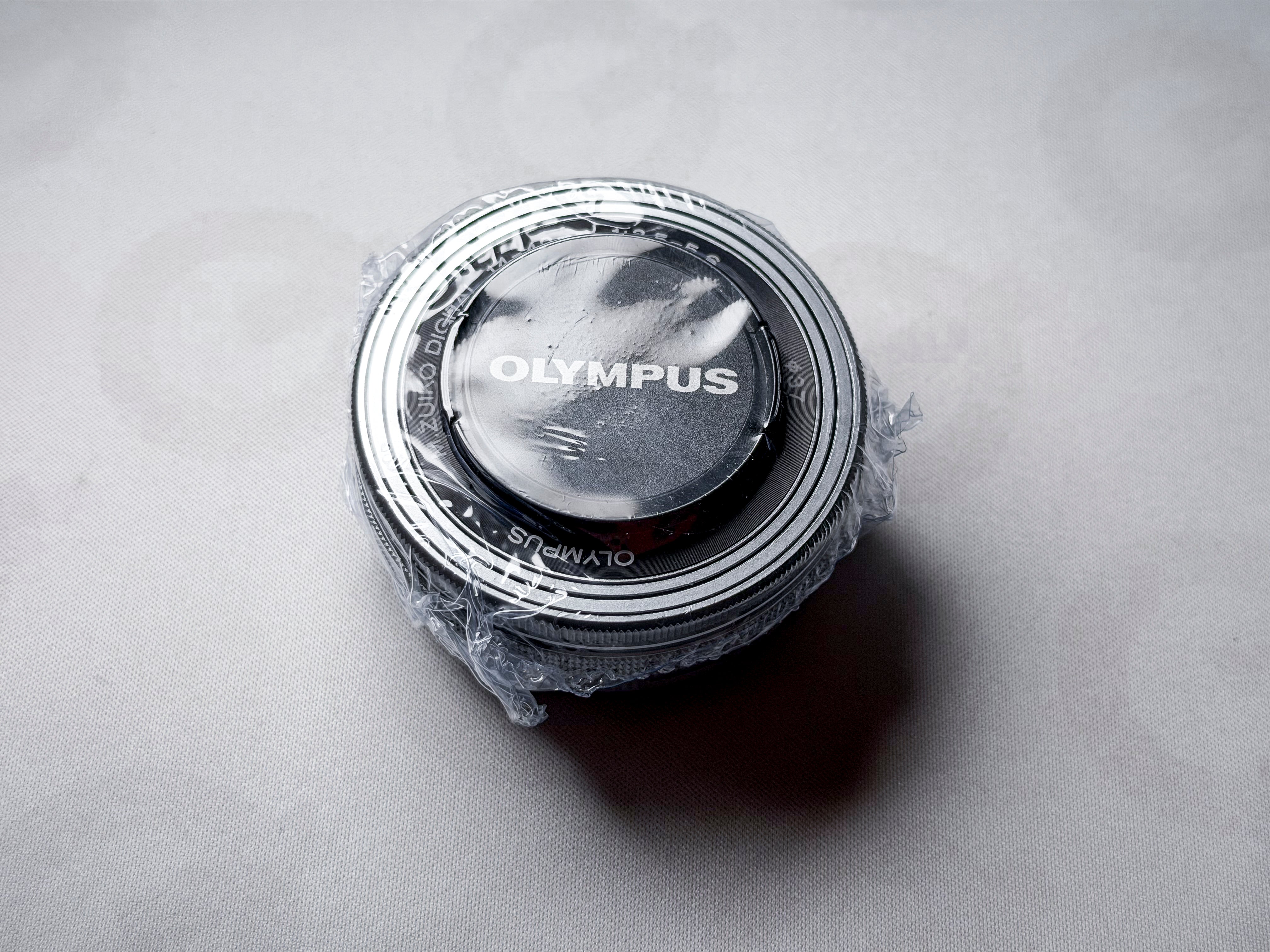 Olympus 14-42mm Zuiko Pancake M43 Lens - Excellent, 1 Year Warranty, Silver