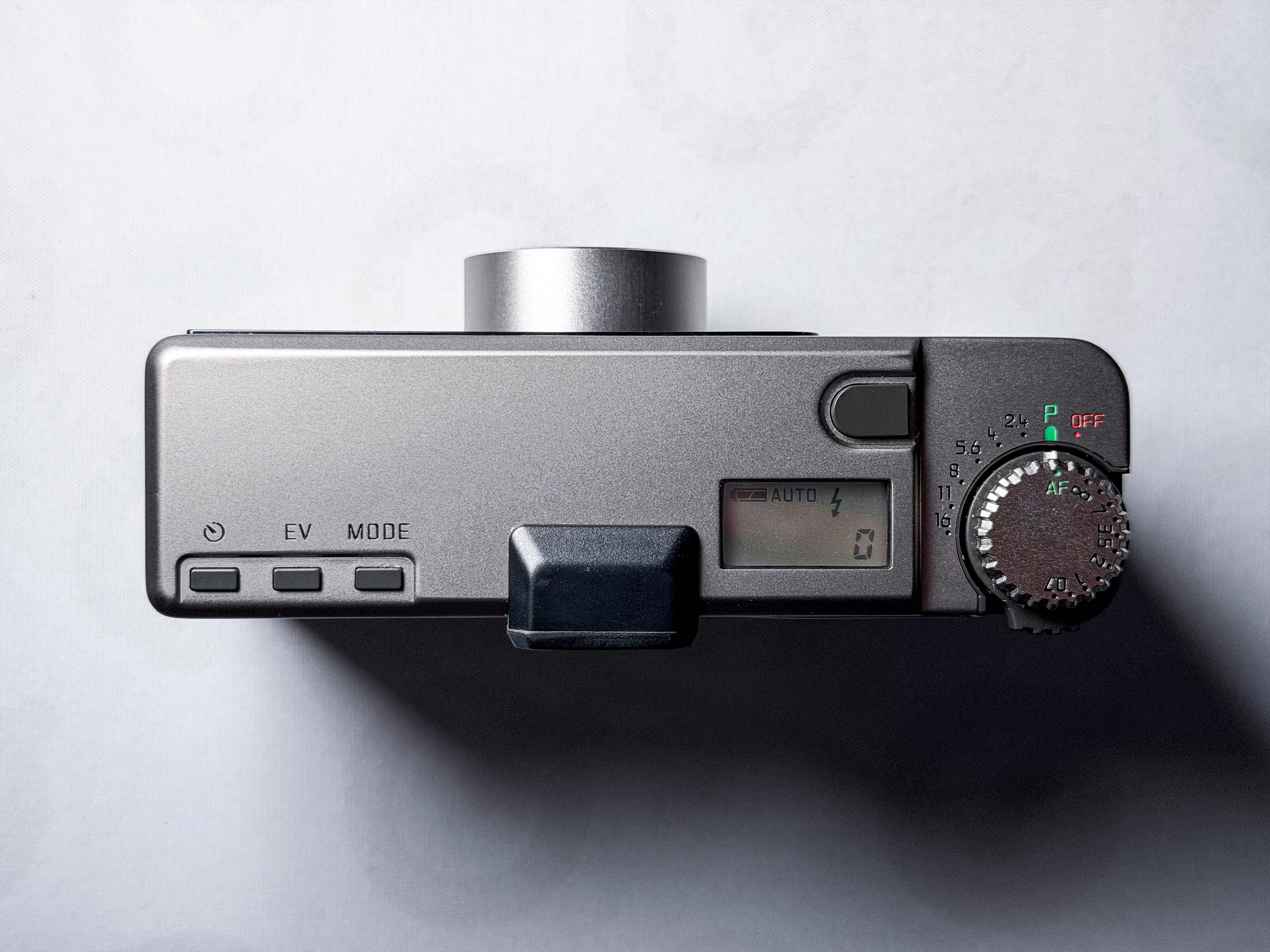 Leica Minilux 40mm f/2.4 35mm Film Camera - Film Tested, Excellent
