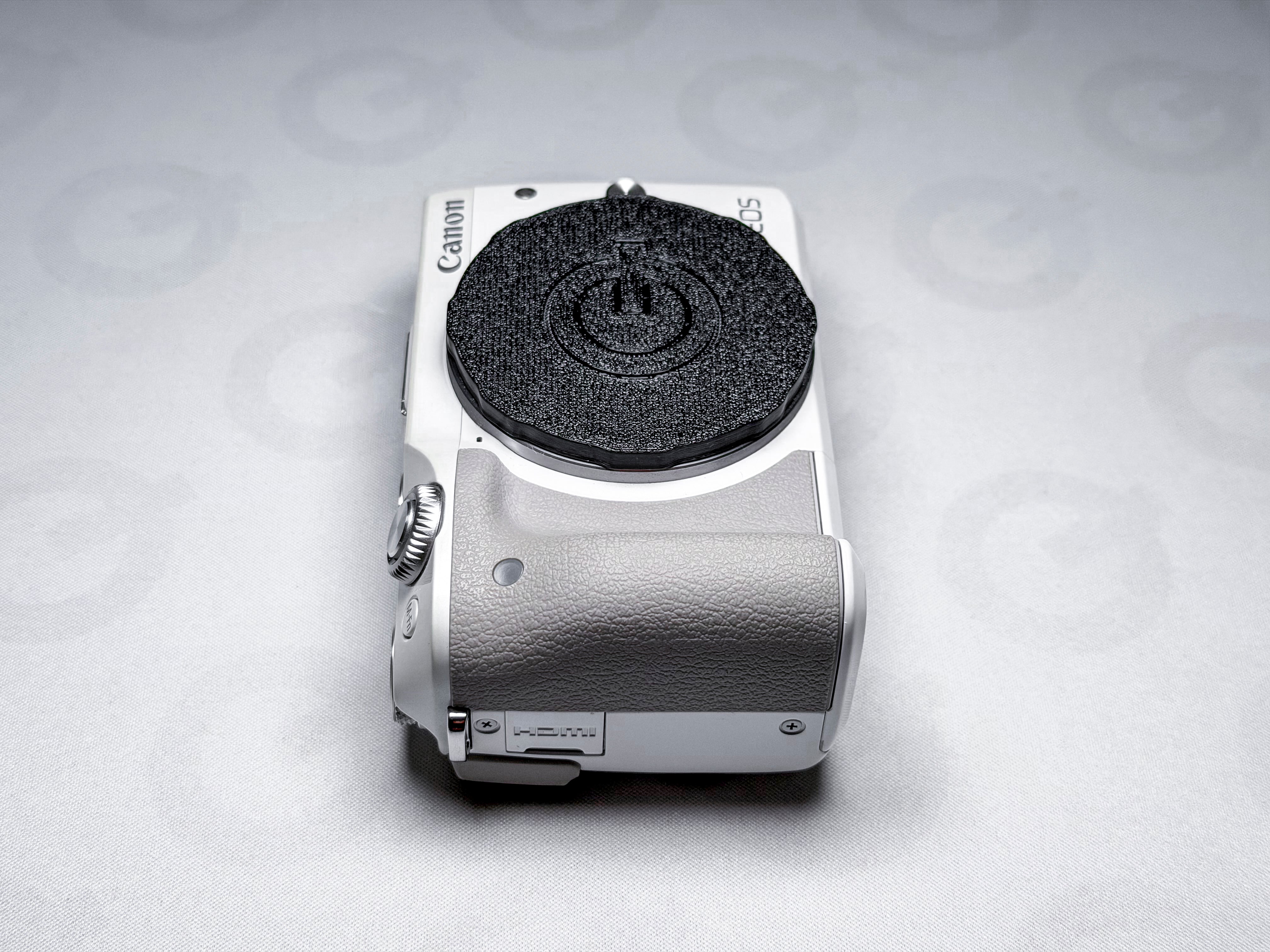 Canon EOS M3 Mirrorless Body APS-C 24.2 Mpx - 1 Year Warranty, Excellent