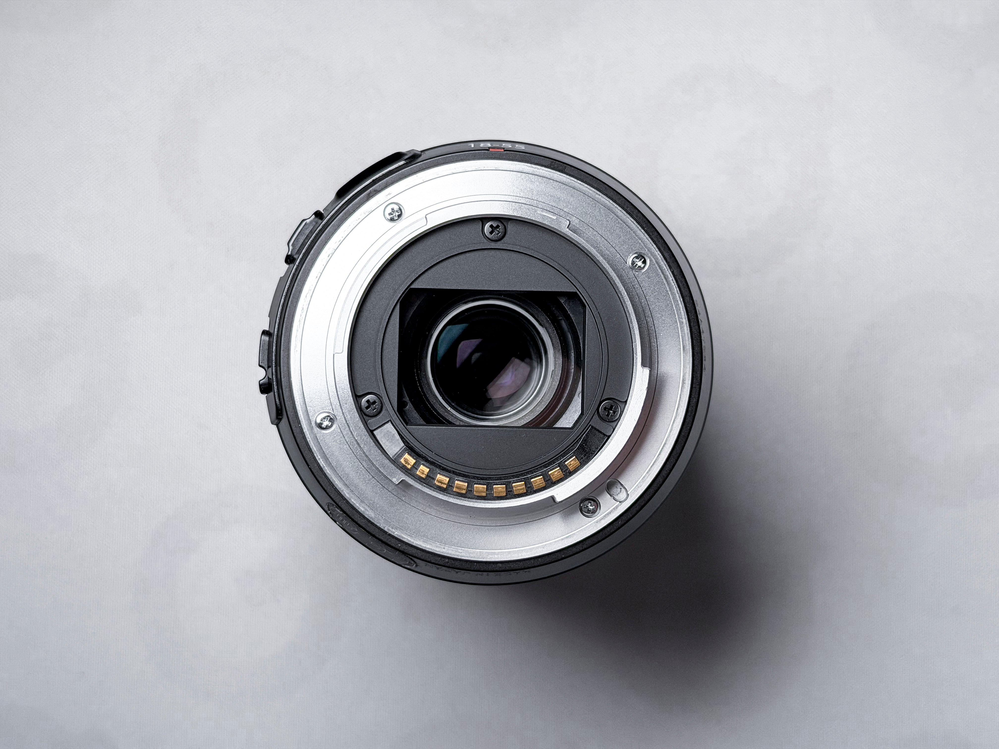 Fujifilm XF 18-55mm f/2.8-4 R OIS Lens - 1 Year Warranty, Near Mint, Fuji